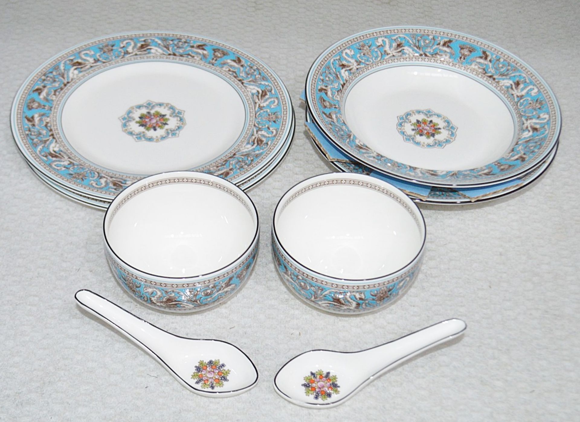 1 x WEDGWOOD Florentine Turquoise 8-Piece Dinner Set - Original Price £500.00 - Unused Boxed Stock - - Image 2 of 12