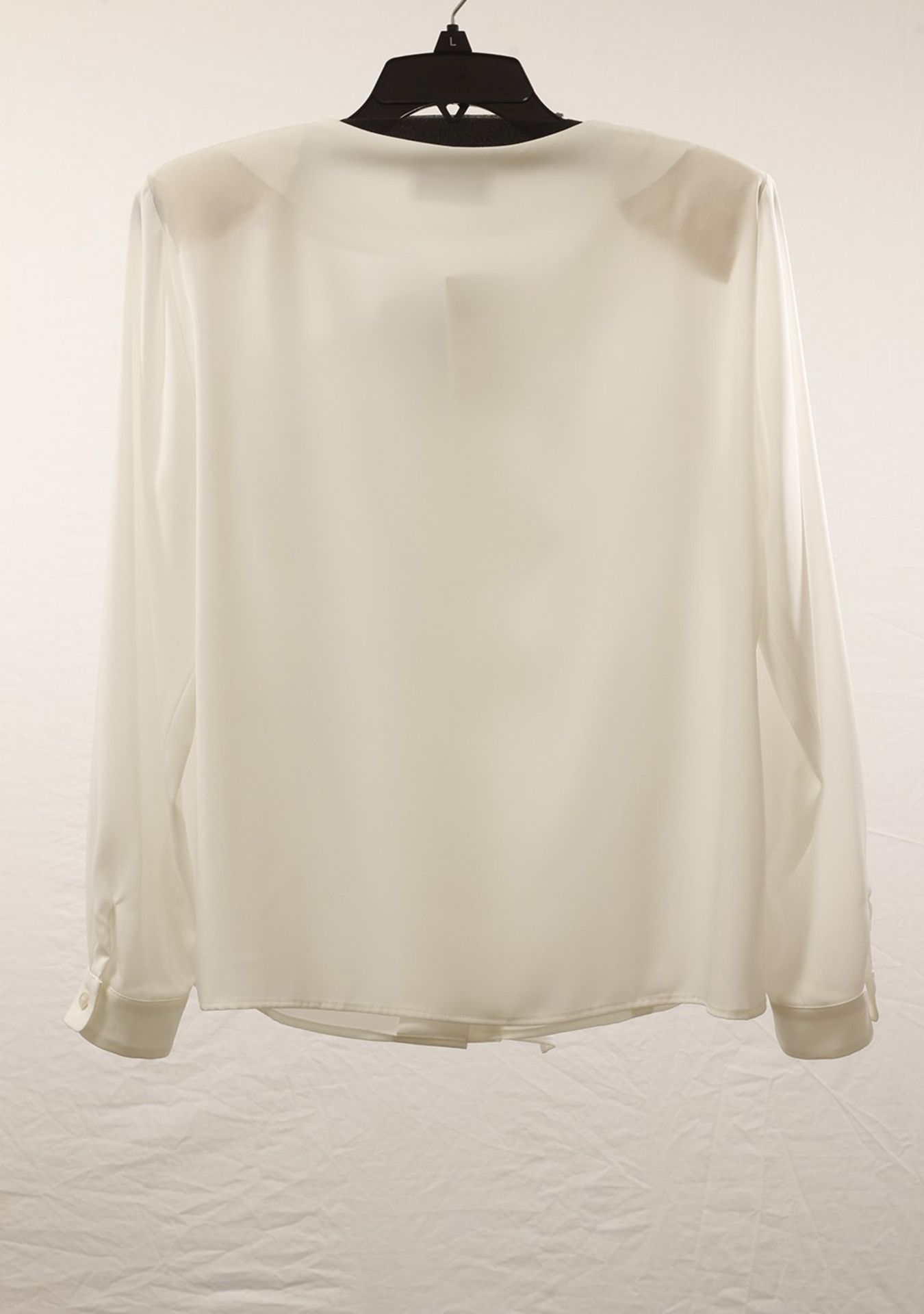 1 x Anne Belin White Shirt - Size: 18 - Material: 100% Polyester - From a High End Clothing Boutique - Image 5 of 9