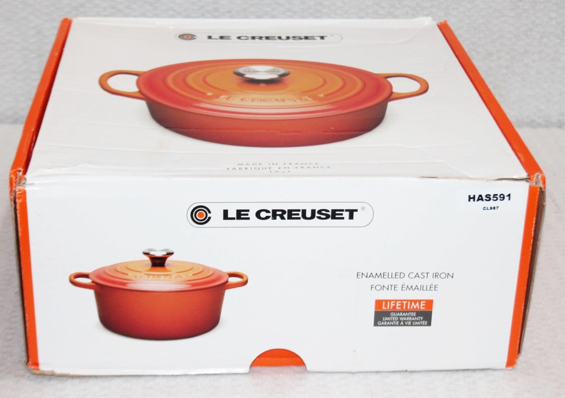 1 x LE CREUSET 'Volcanic' Enamelled Cast Iron Round Casserole Dish With Lid (30cm) - RRP £355.00