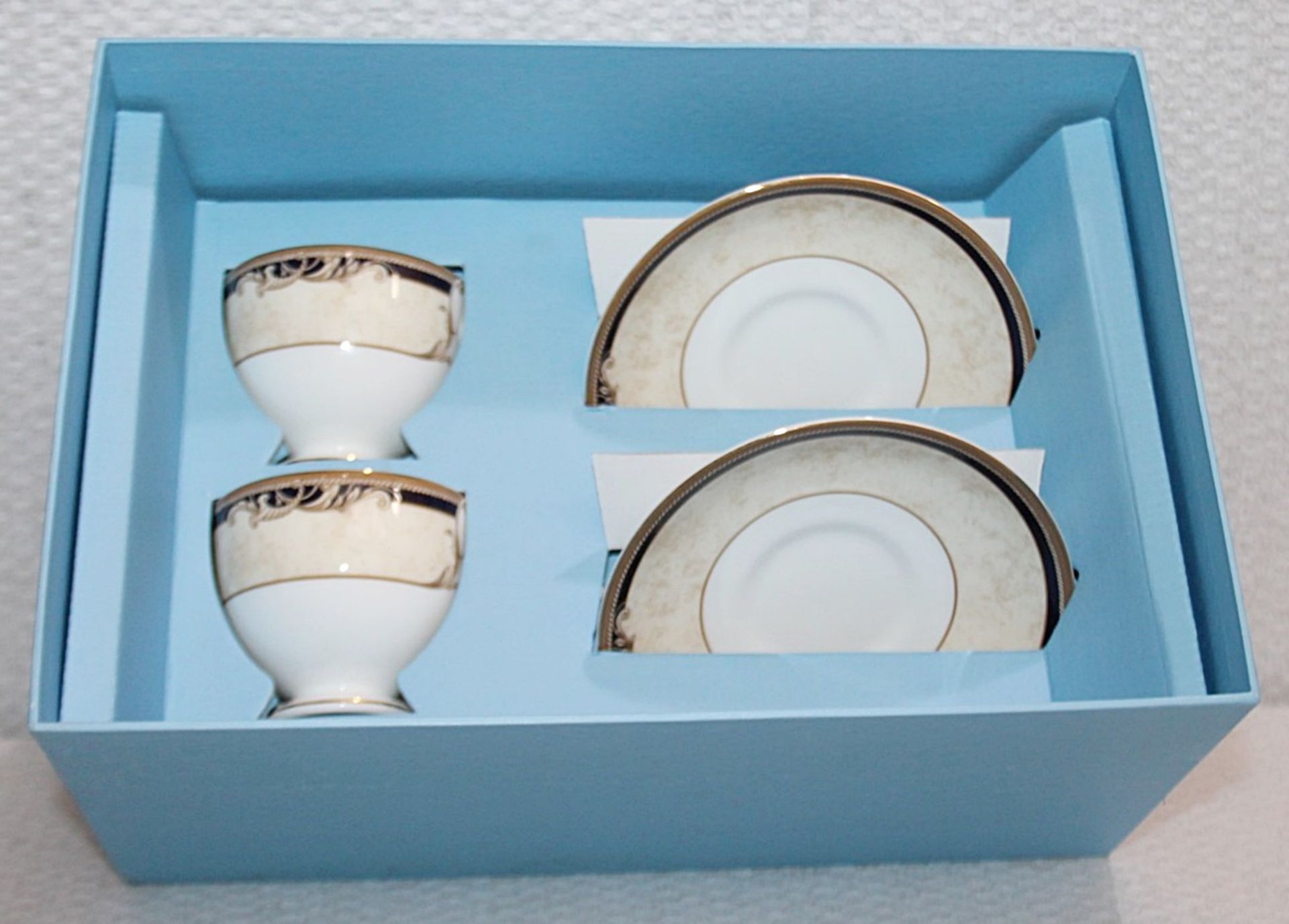 1 x Set of 2 WEDGWOOD 'Cornucopia' Fine Bone China Teacups and Saucers, With 22-Karat Gold Plating - Image 2 of 10