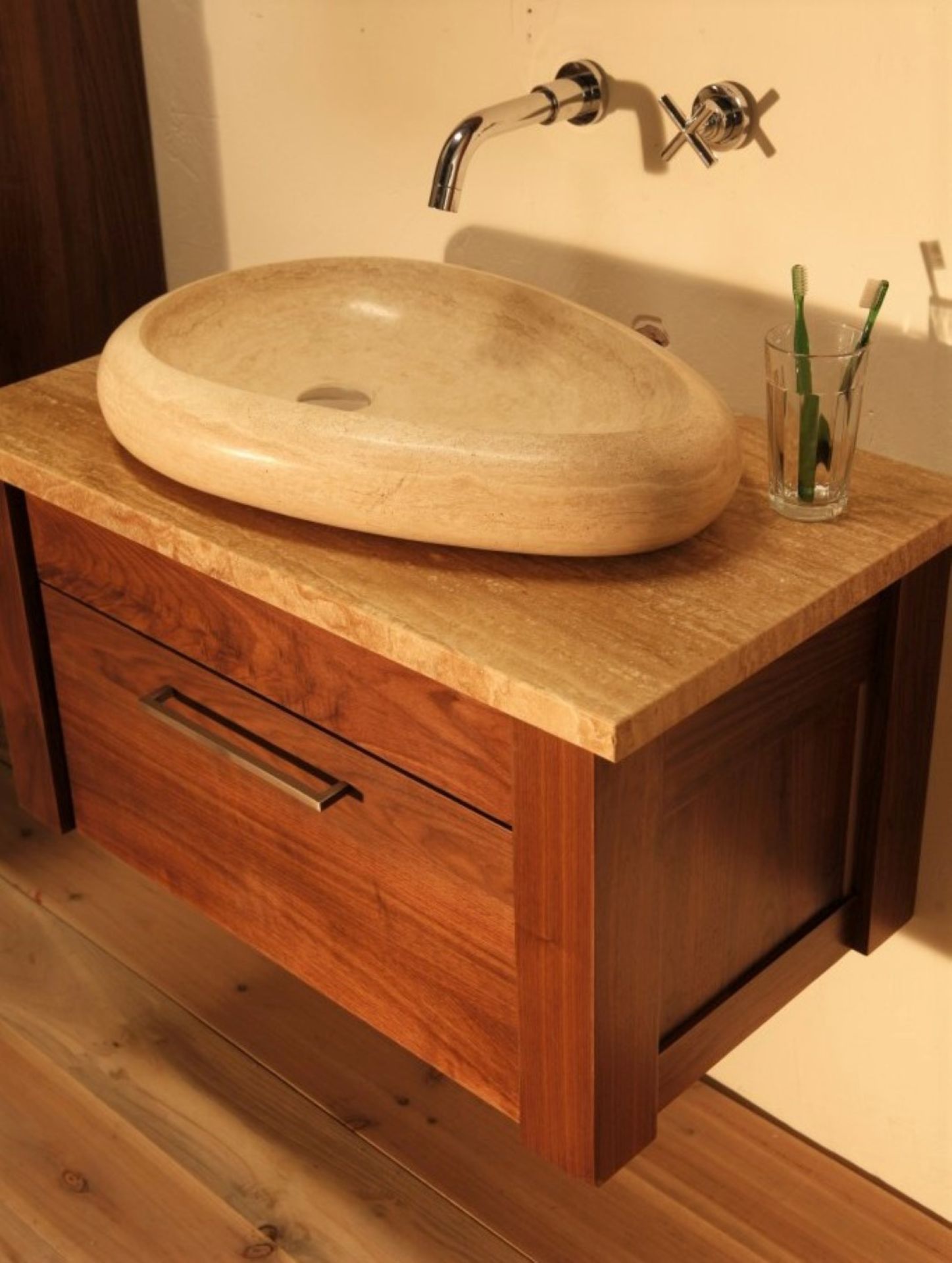 1 x Stonearth 'Venice' Wall Mounted 760mm Washstand - American Solid Walnut - Original RRP £1,169 - Image 7 of 10