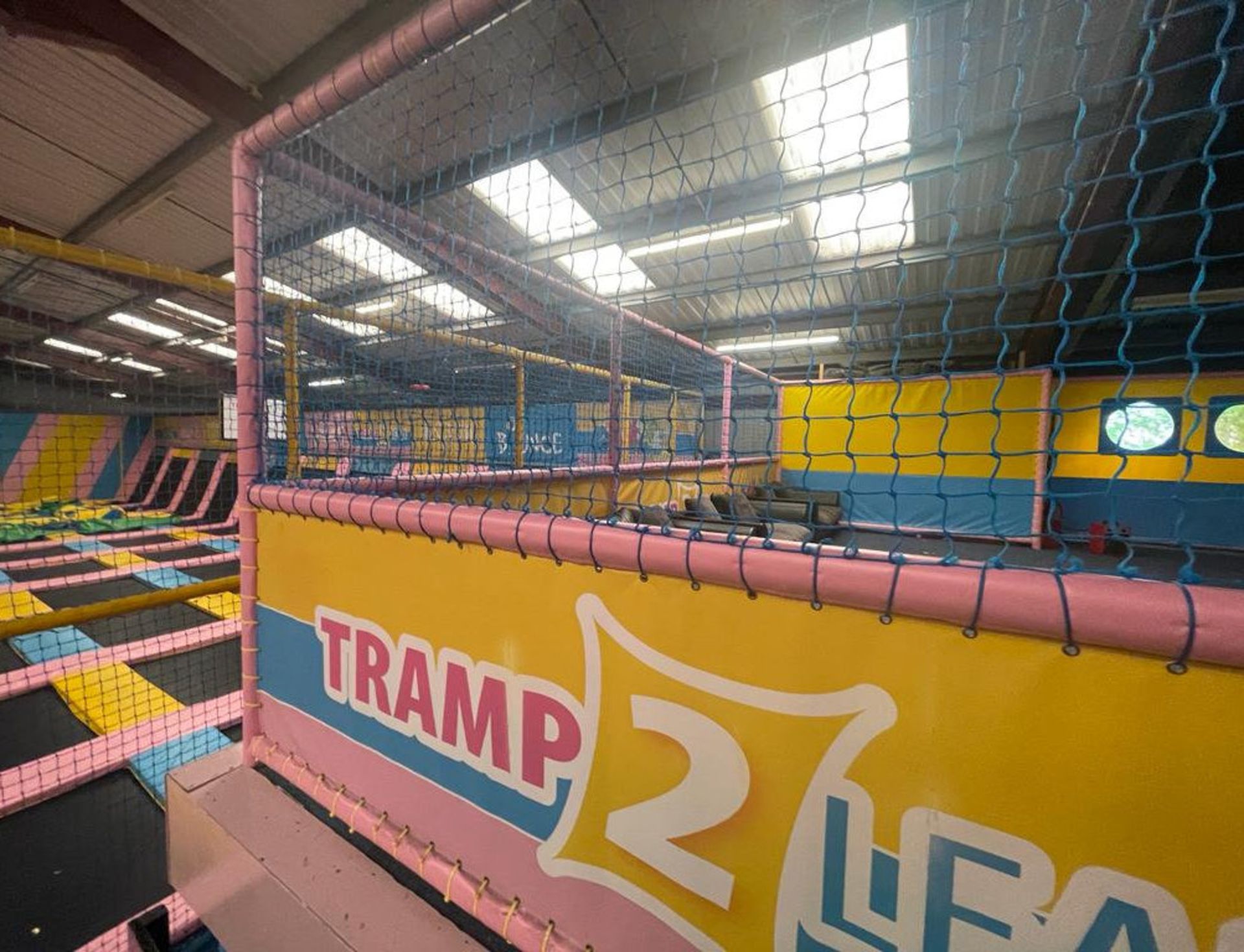 1 x Trampoline Park With Over 40 Interconnected Trampolines, Inflatable Activity Area, Waiting - Image 23 of 99