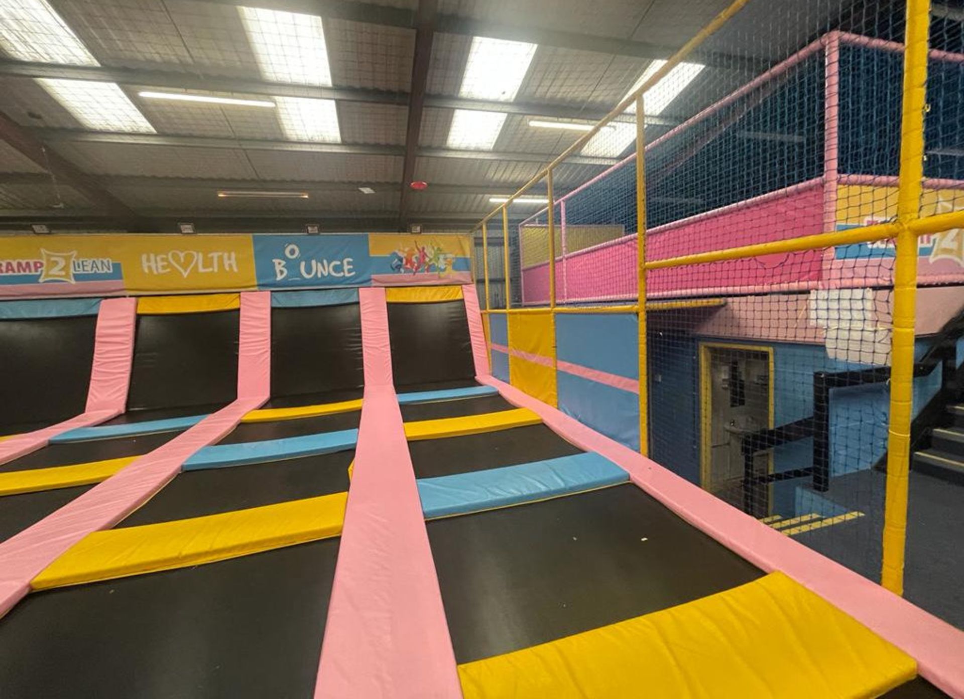 1 x Trampoline Park With Over 40 Interconnected Trampolines, Inflatable Activity Area, Waiting - Image 42 of 99