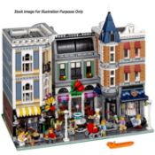 1 x Lego Creator Assembly Square - Set # 10255 - New/Boxed