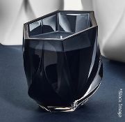 1 x ZAHA HADID DESIGN Shimmer Jasmine Scented Candle (260g) - Original Price £155.00