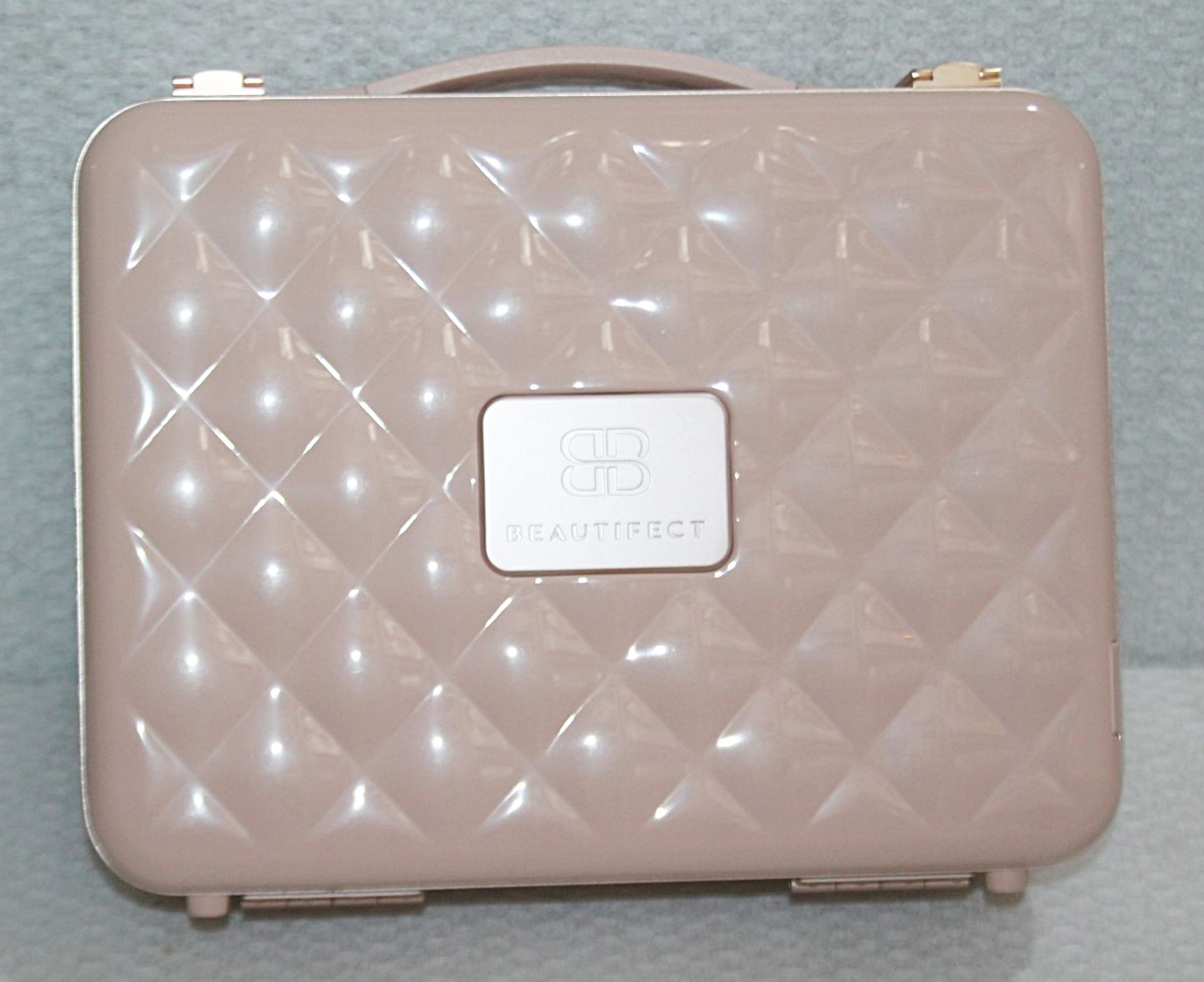 1 x BEAUTIFECT 'Beautifect Box' Make-Up Carry Case With Built-in Illuminated Mirror - RRP £279.00 - Image 9 of 13