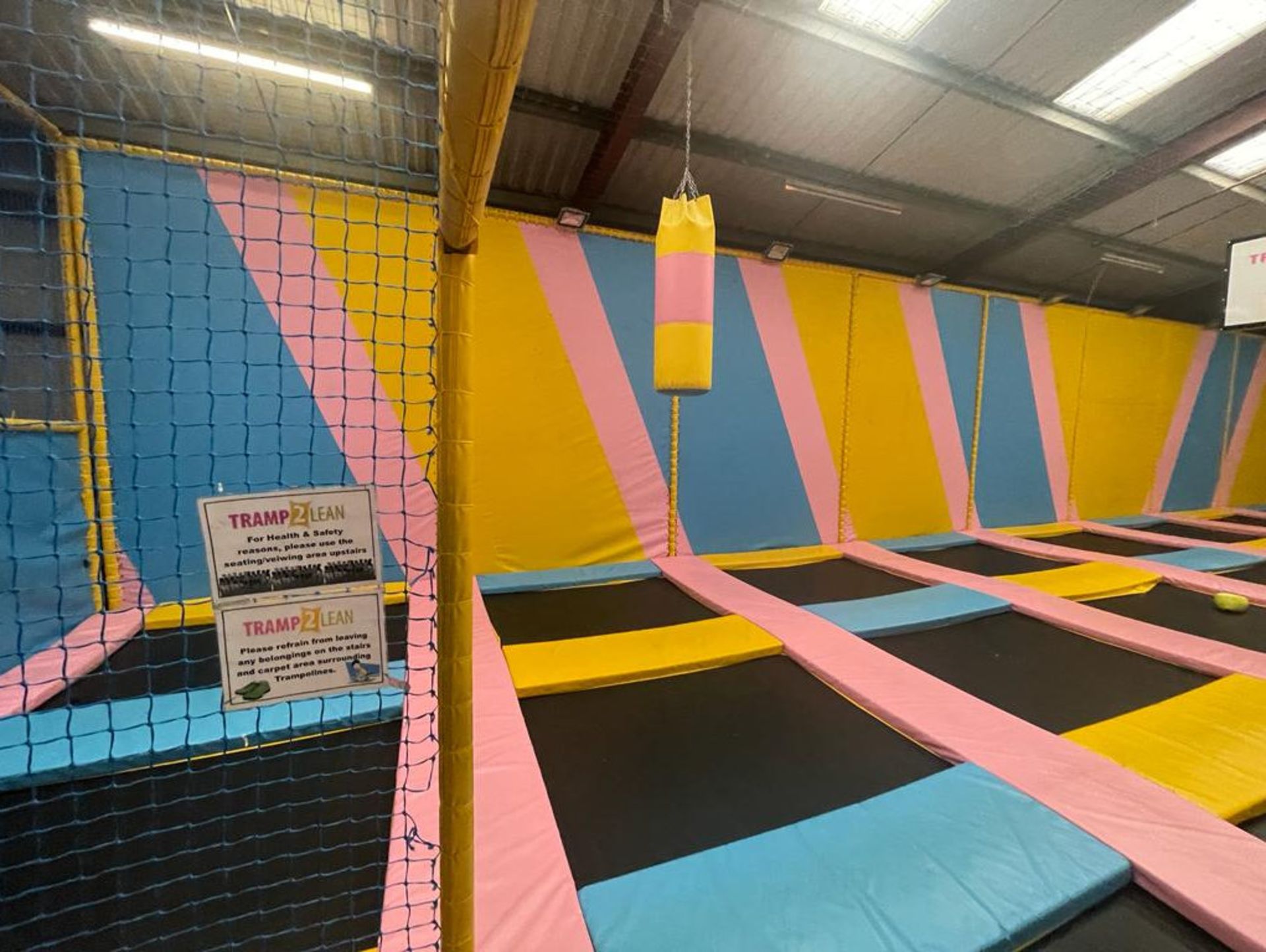 1 x Trampoline Park With Over 40 Interconnected Trampolines, Inflatable Activity Area, Waiting - Image 88 of 99