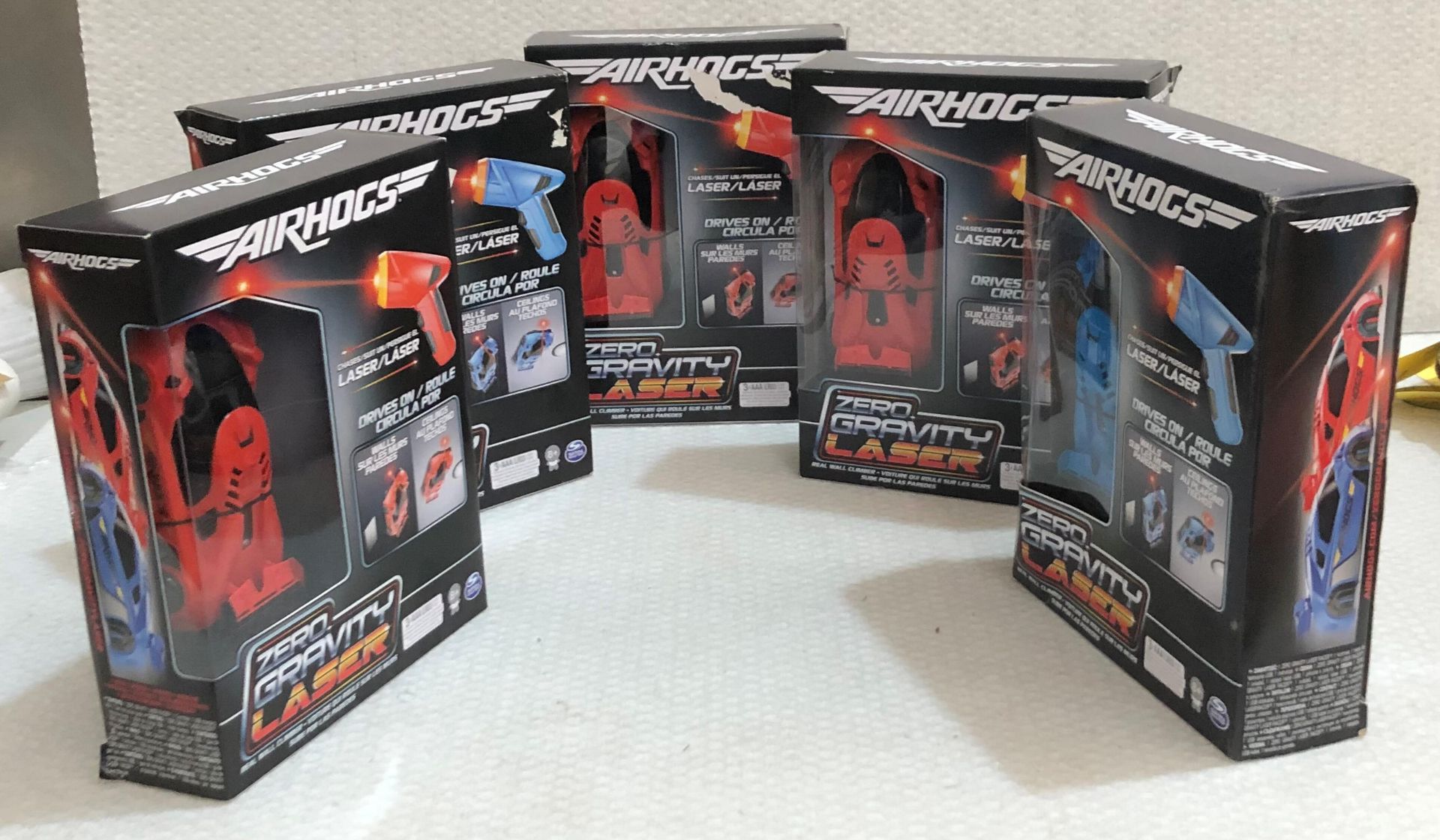 5 x Airhogs Zero Gravity Laser Wall Climbing Car - New/Boxed - HTYS328 - CL987 - Location: - Image 2 of 5