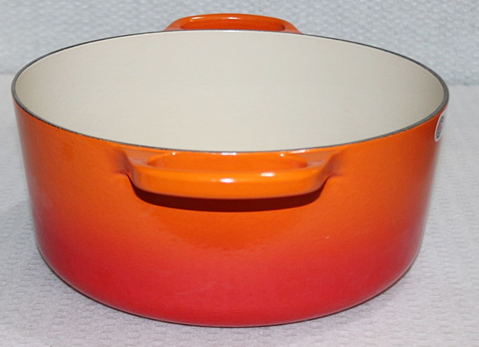 1 x LE CREUSET 'Volcanic' Enamelled Cast Iron Round Casserole Dish With Lid (30cm) - RRP £355.00 - Image 6 of 13