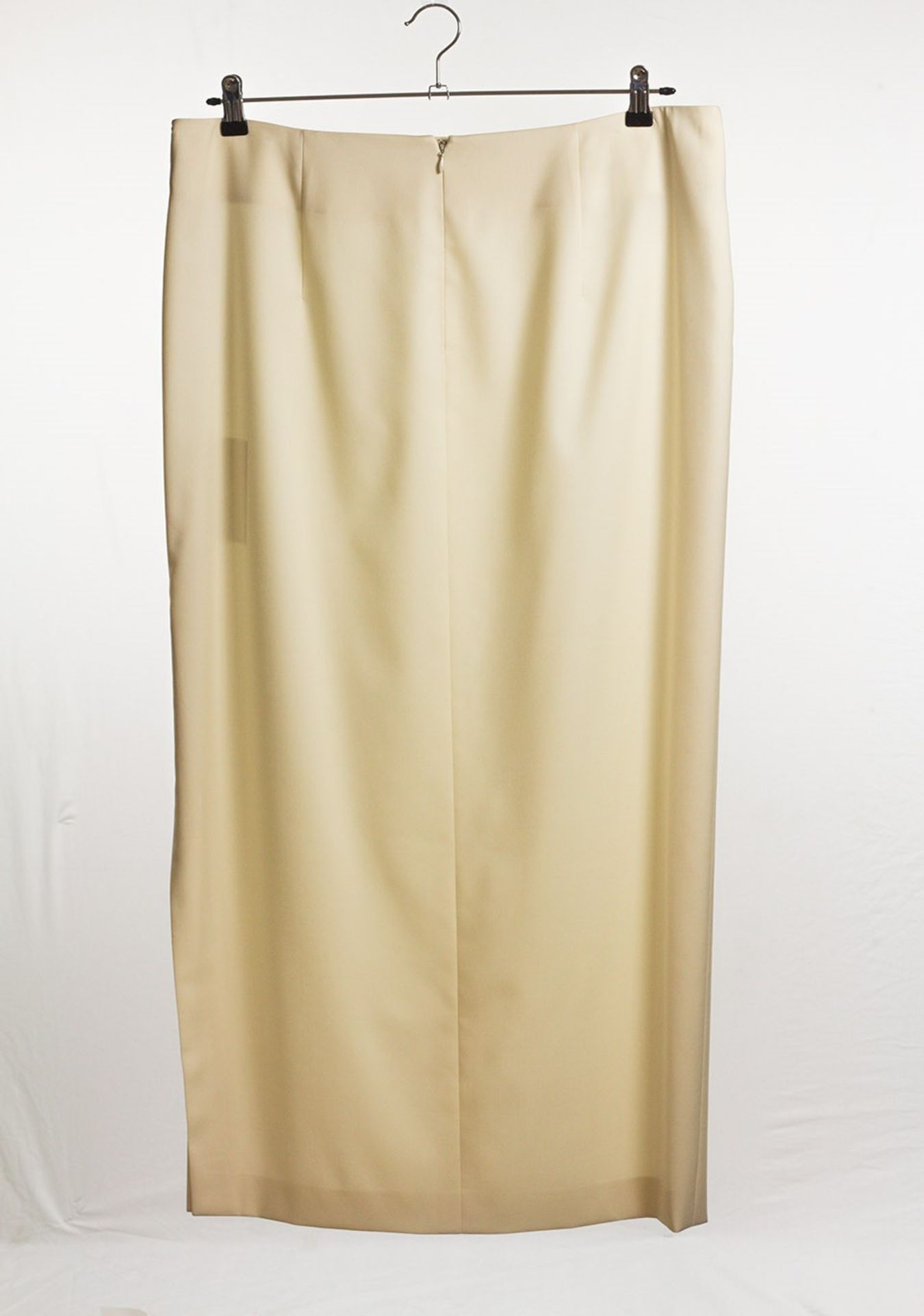 1 x Boutique Le Duc Cream Skirt - Size: 22 - Material: 100% Wool - From a High End Clothing Boutique - Image 5 of 10
