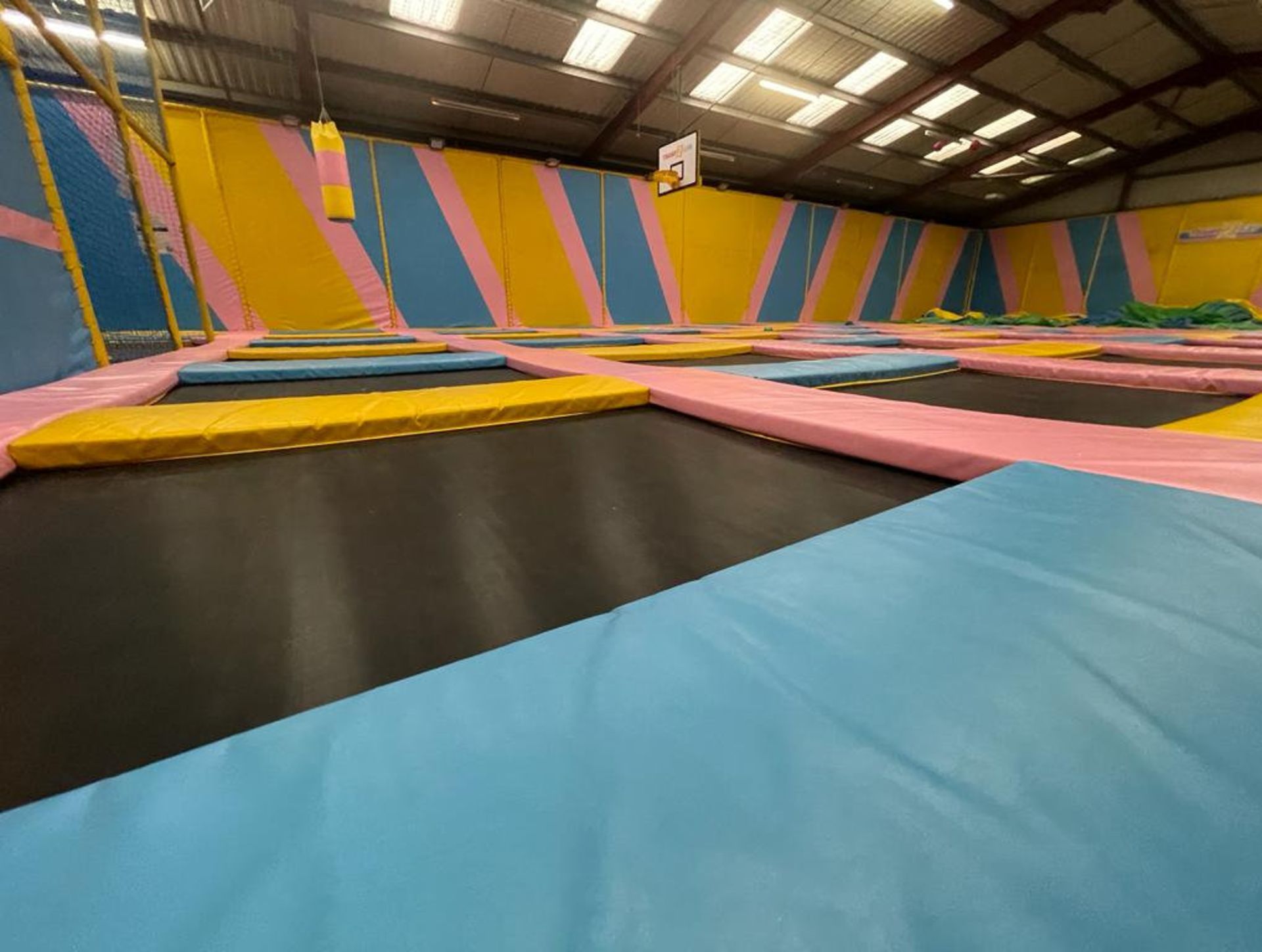 1 x Trampoline Park With Over 40 Interconnected Trampolines, Inflatable Activity Area, Waiting - Image 55 of 99