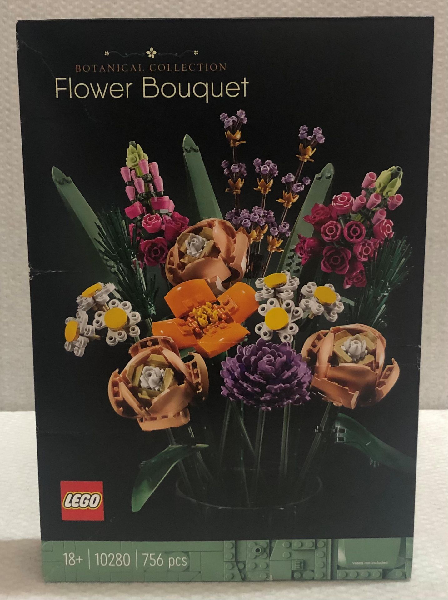 1 x Lego Botanical Collection Flower Bouquet - Model 10280 - New/Boxed - Image 2 of 5