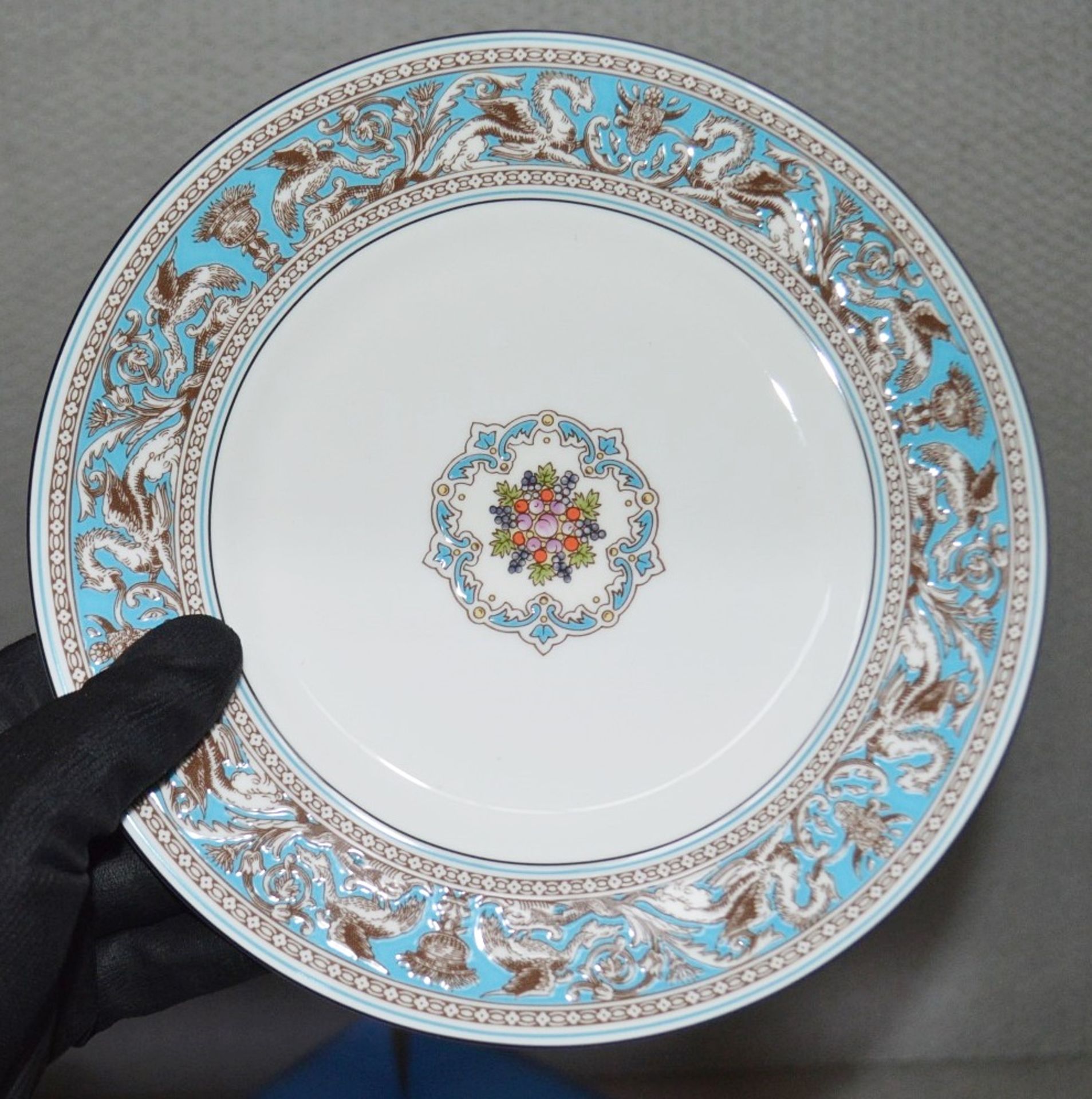 1 x WEDGWOOD Florentine Turquoise 8-Piece Dinner Set - Original Price £500.00 - Unused Boxed Stock - - Image 7 of 12