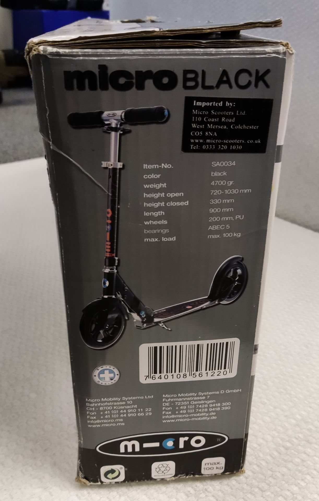 1 x Micro Black Adult Scooter - Model SA0034 - New/Boxed - Image 2 of 8