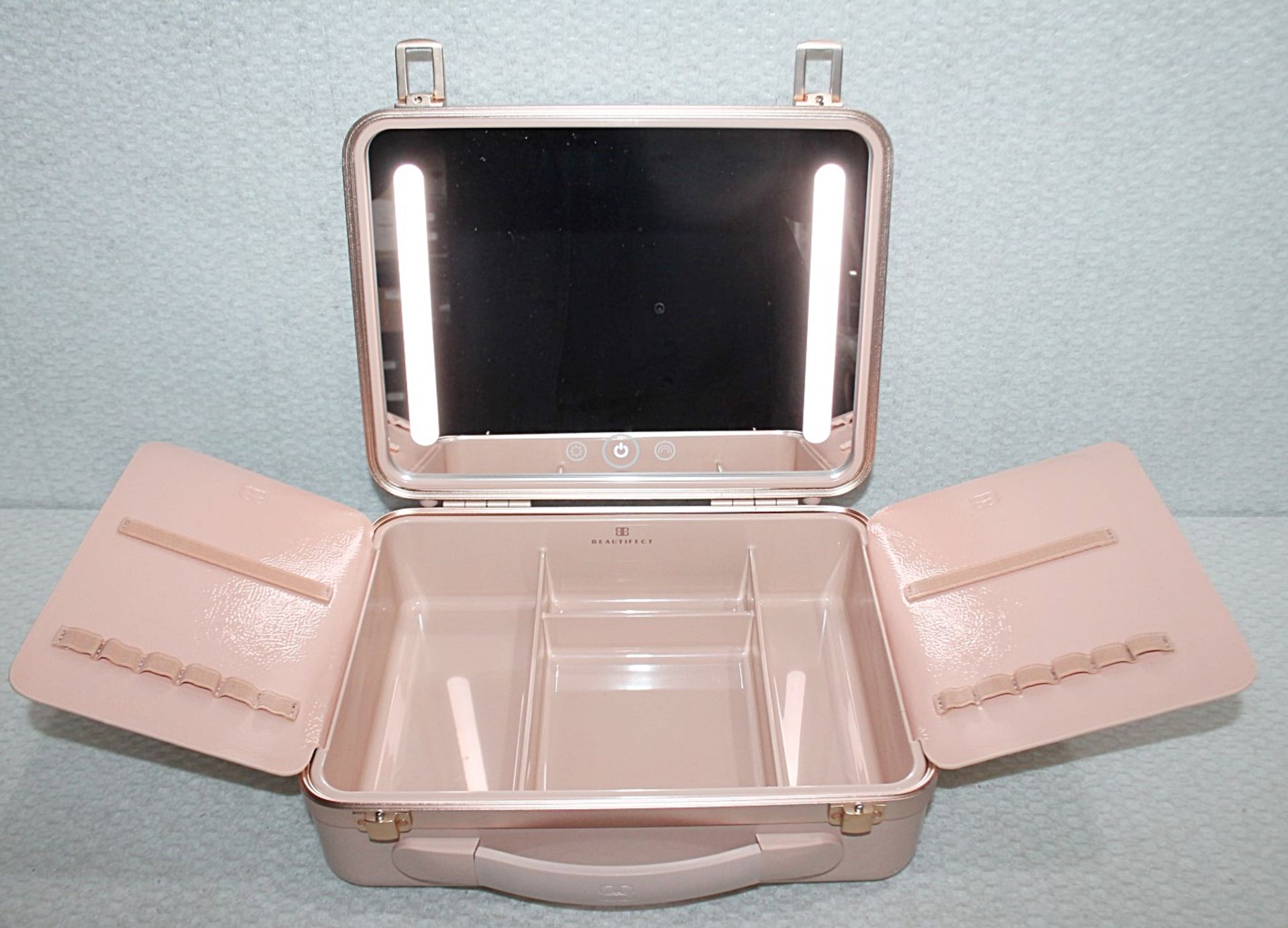 1 x BEAUTIFECT 'Beautifect Box' Make-Up Carry Case With Built-in Illuminated Mirror - RRP £279.00 - Image 2 of 13