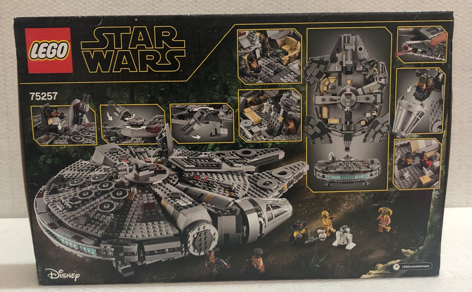 1 x Lego Star Wars Millenium Falcon - Model 75257 - New/Boxed - Image 4 of 4