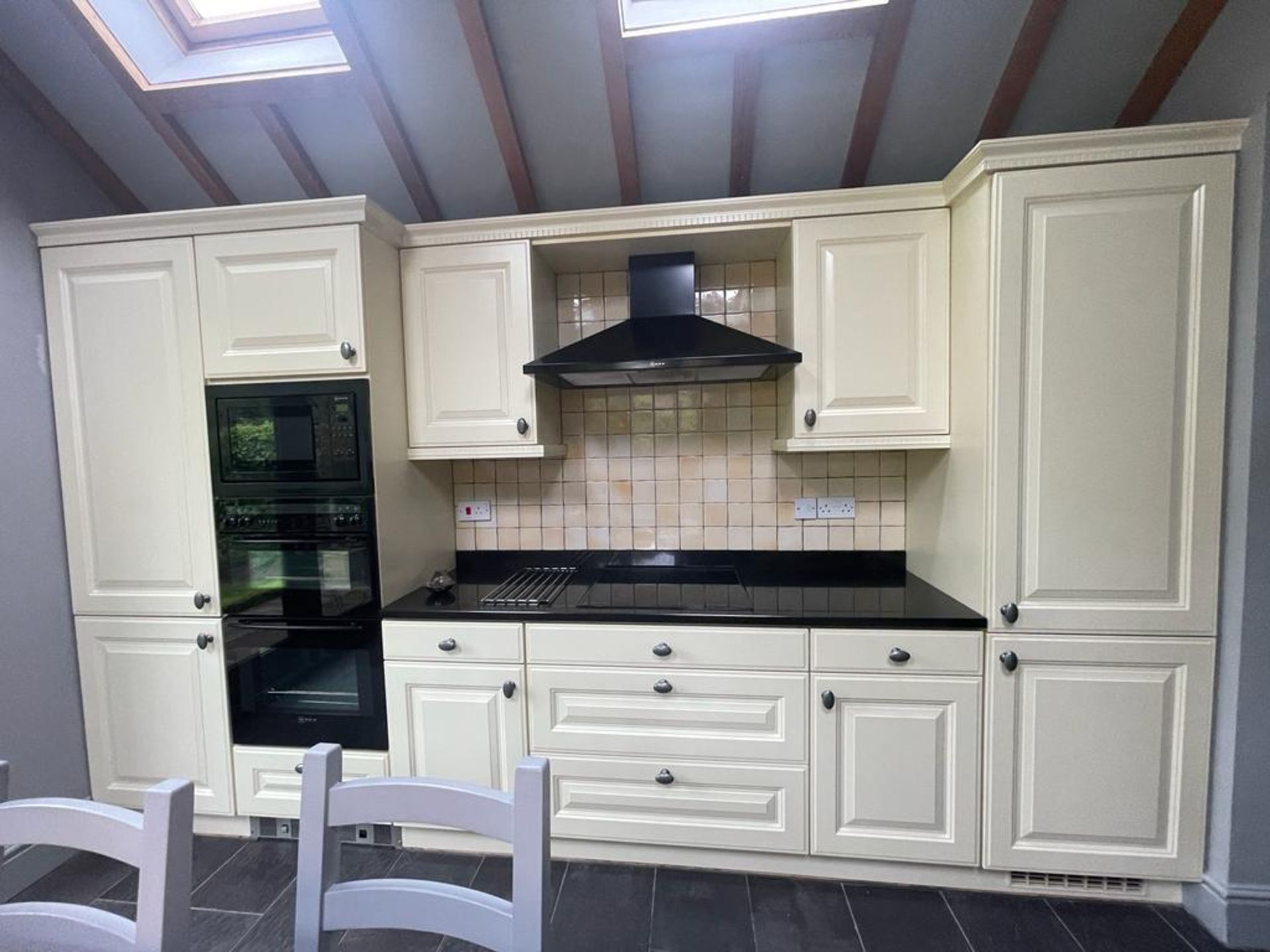 1 x Bespoke Keller Kitchen With Branded Appliances - From An Exclusive Property - No VAT On The - Image 87 of 127