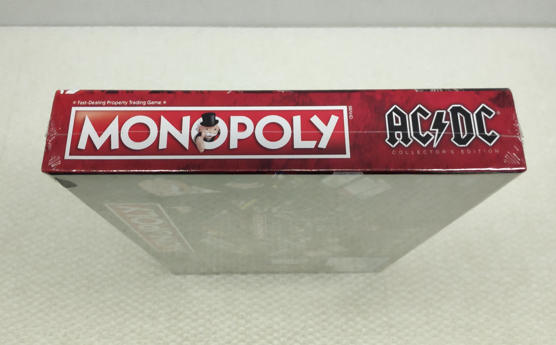 1 x AC/DC Collector's Edition Monopoly - New/Sealed - CL720 - Location: Altrincham WA14<BR - Image 2 of 8