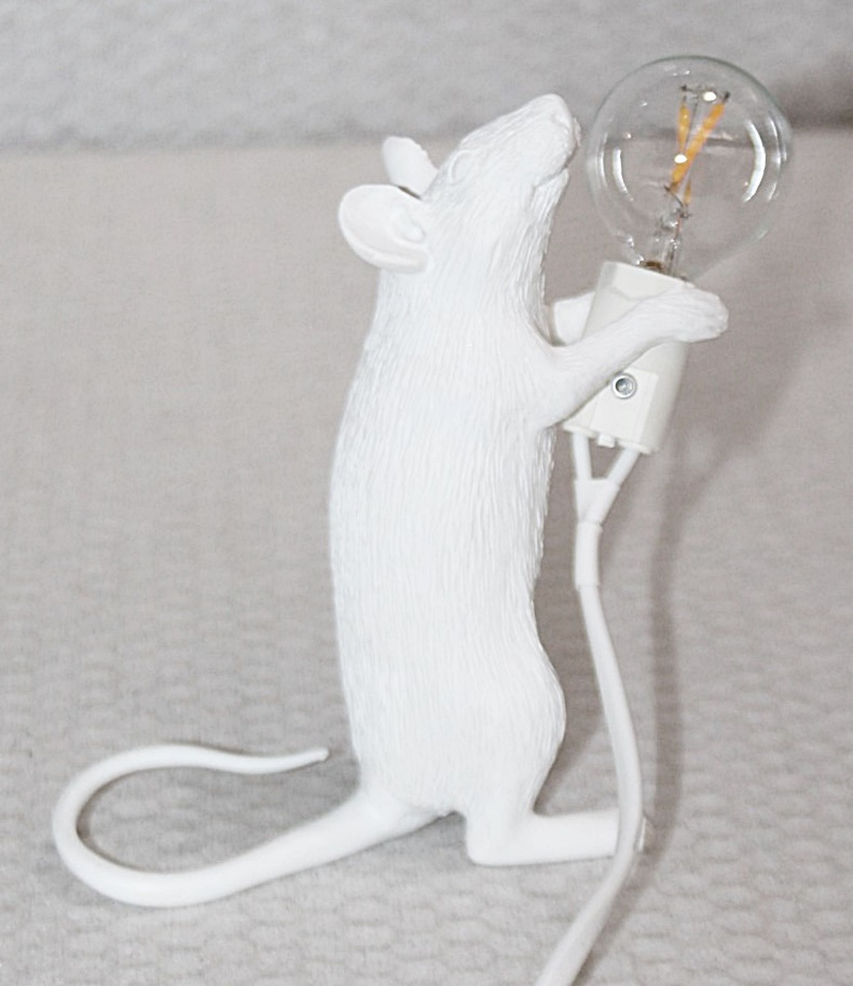 1 x SELETTI Standing Mouse Table Lamp In White - Original Price £63.00 - Unused Boxed Stock - Ref: - Image 9 of 11