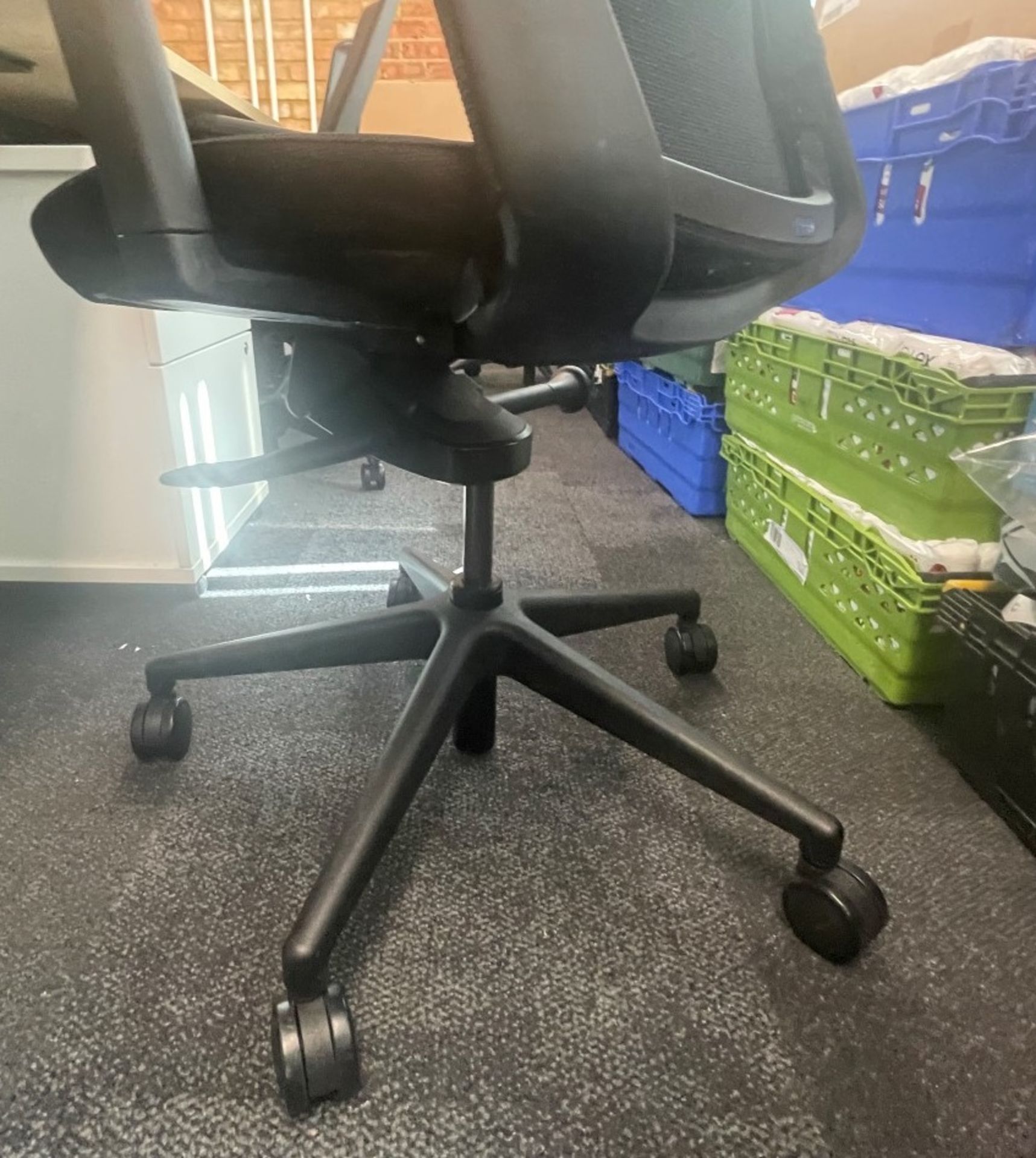 10 x BESTUHL J1 Ergonomic Office Chairs - To Be Removed From An Executive Office Environment - - Image 9 of 15