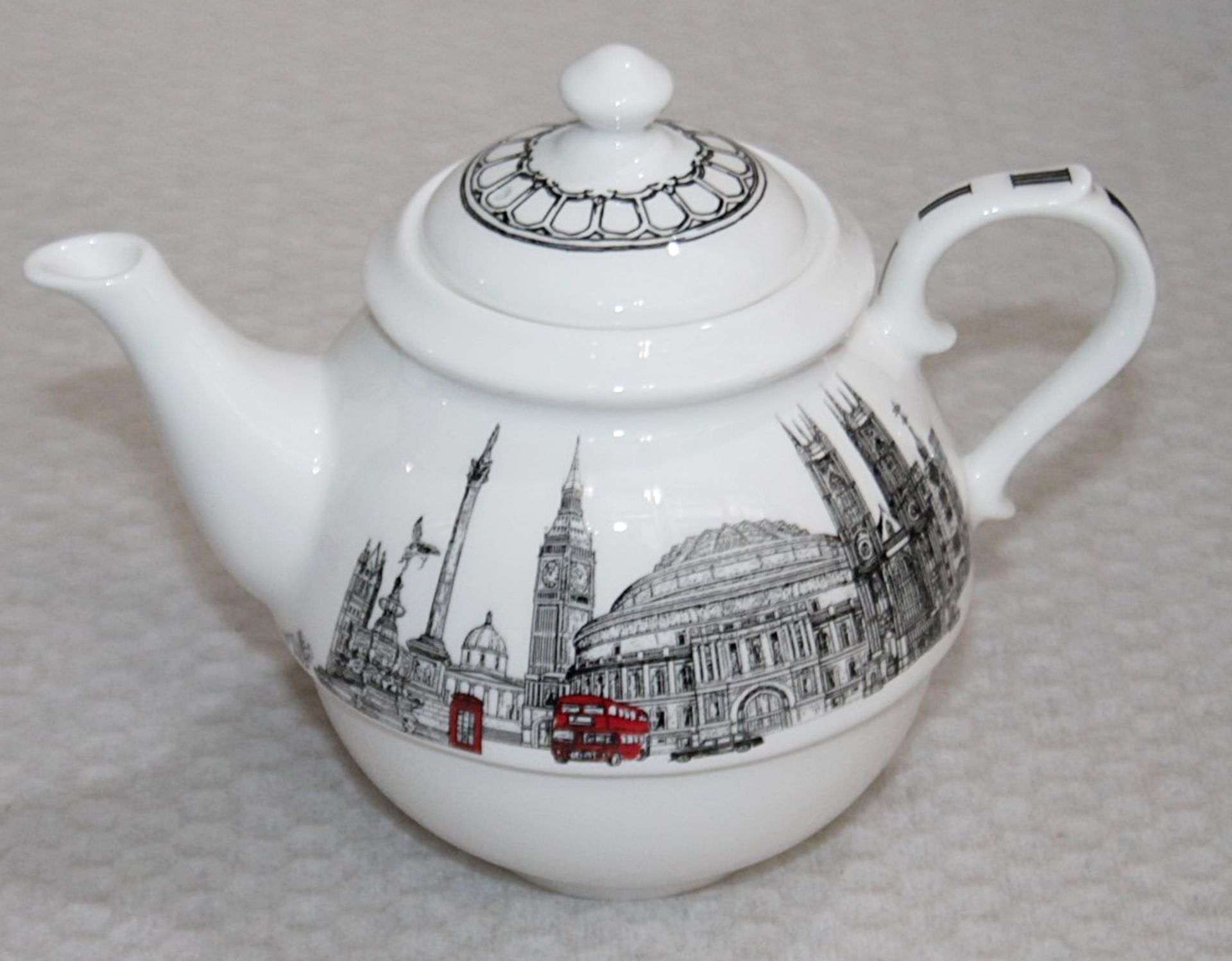 1 x HALCYON DAYS 'London Icons' Fine Bone China Tea Pot, With Graphic Print Decoration - Original - Image 5 of 9