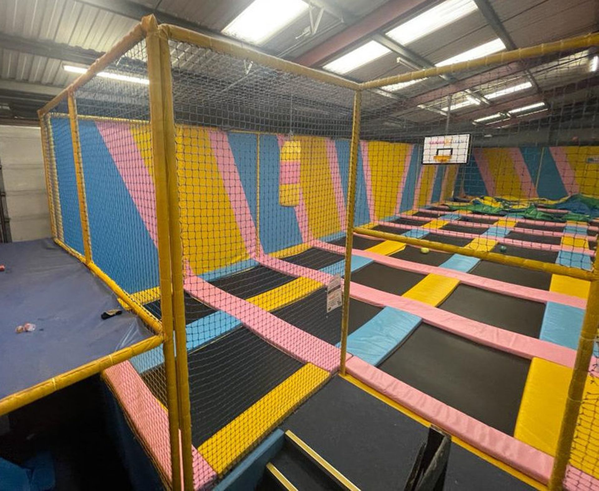 1 x Trampoline Park With Over 40 Interconnected Trampolines, Inflatable Activity Area, Waiting - Image 74 of 99