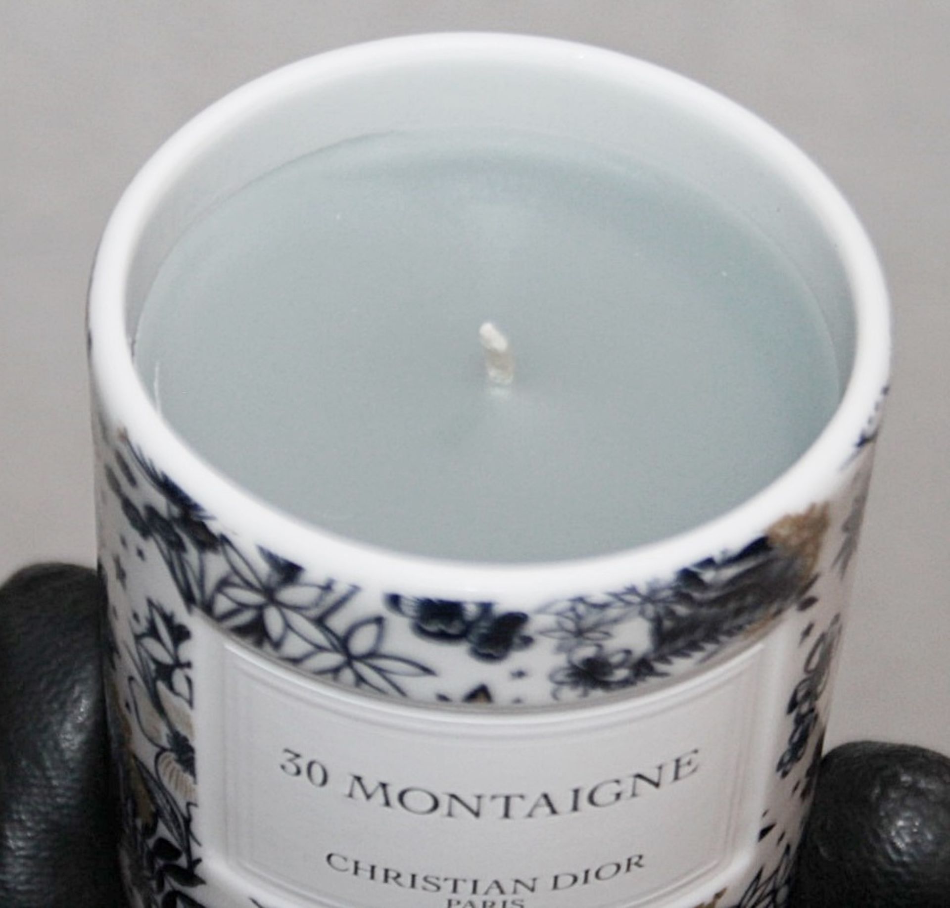 1 x CHRISTIAN DIOR '30 Montaigne' Candle (85g) - Unused Boxed Stock - Ref: HAS817/APR22/WH2/C1 - - Image 3 of 6