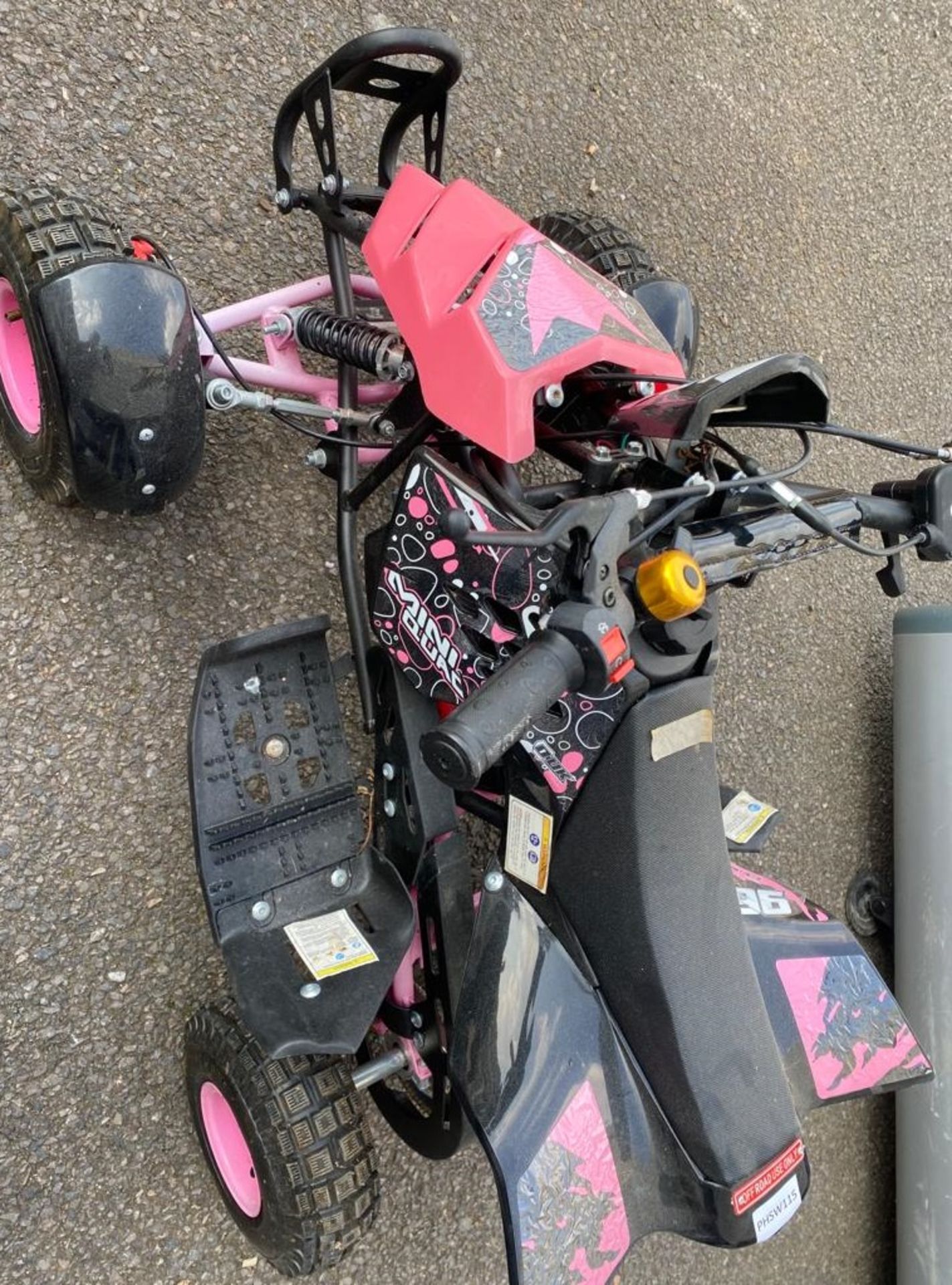 1 x Mini Quad Bike With Petrol Engine - Pink Colour - Image 5 of 5