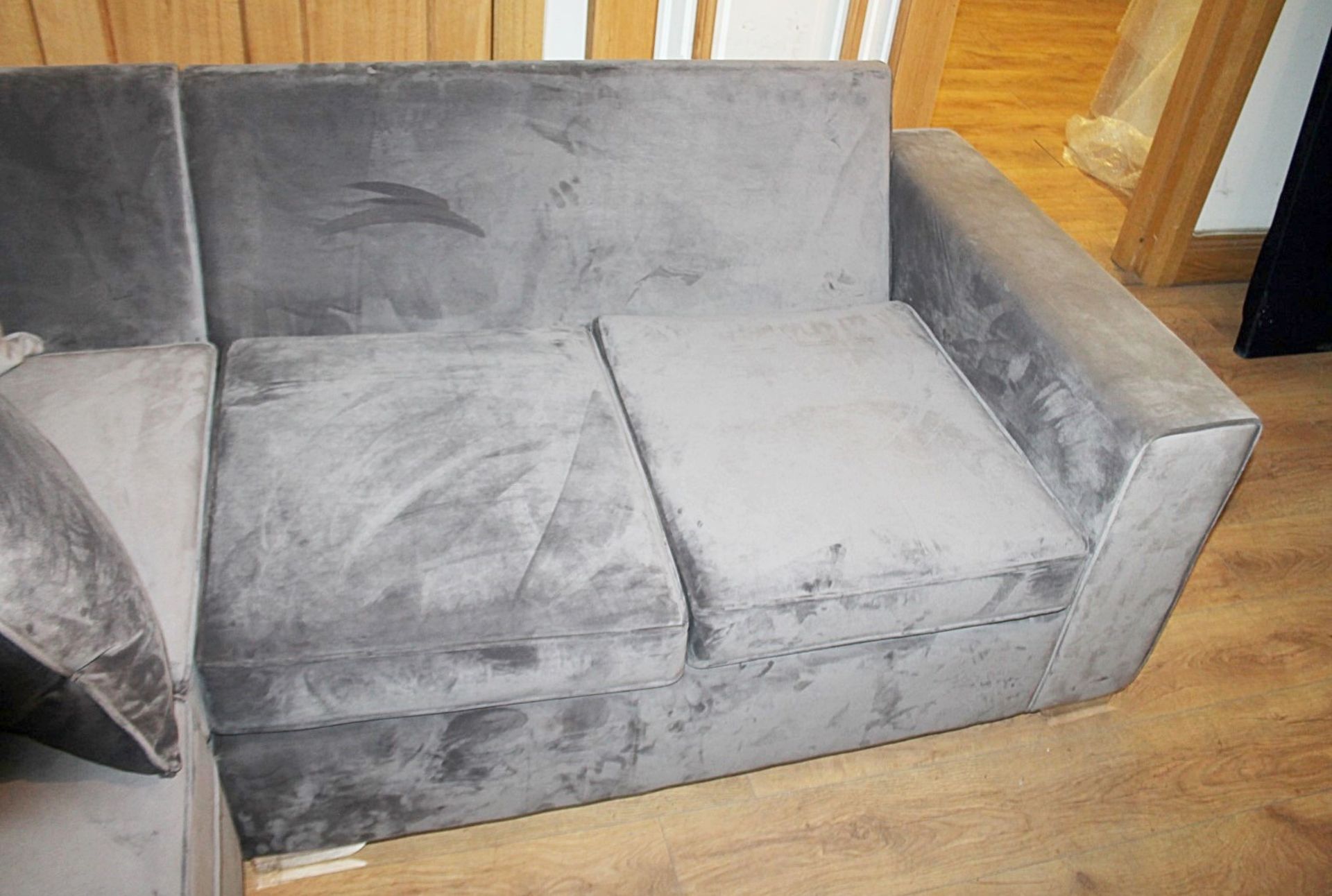 1 x Velvet Upholstered 2-Metre Corner Sofa In A Shimmering Grey Tone - Ex-Showroom Example - Ref: - Image 8 of 11