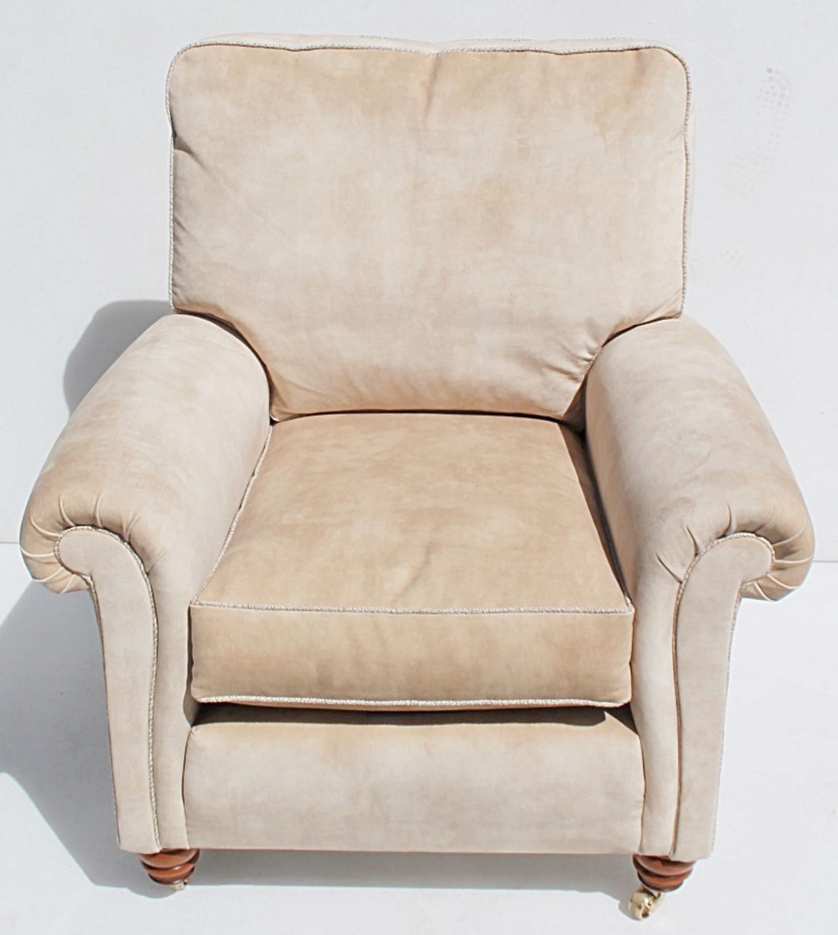 1 x DURESTA 'Belvedere' Luxury Ladies Chair Upholstered In Champagne Velvet - RRP £1,759 - Image 2 of 9