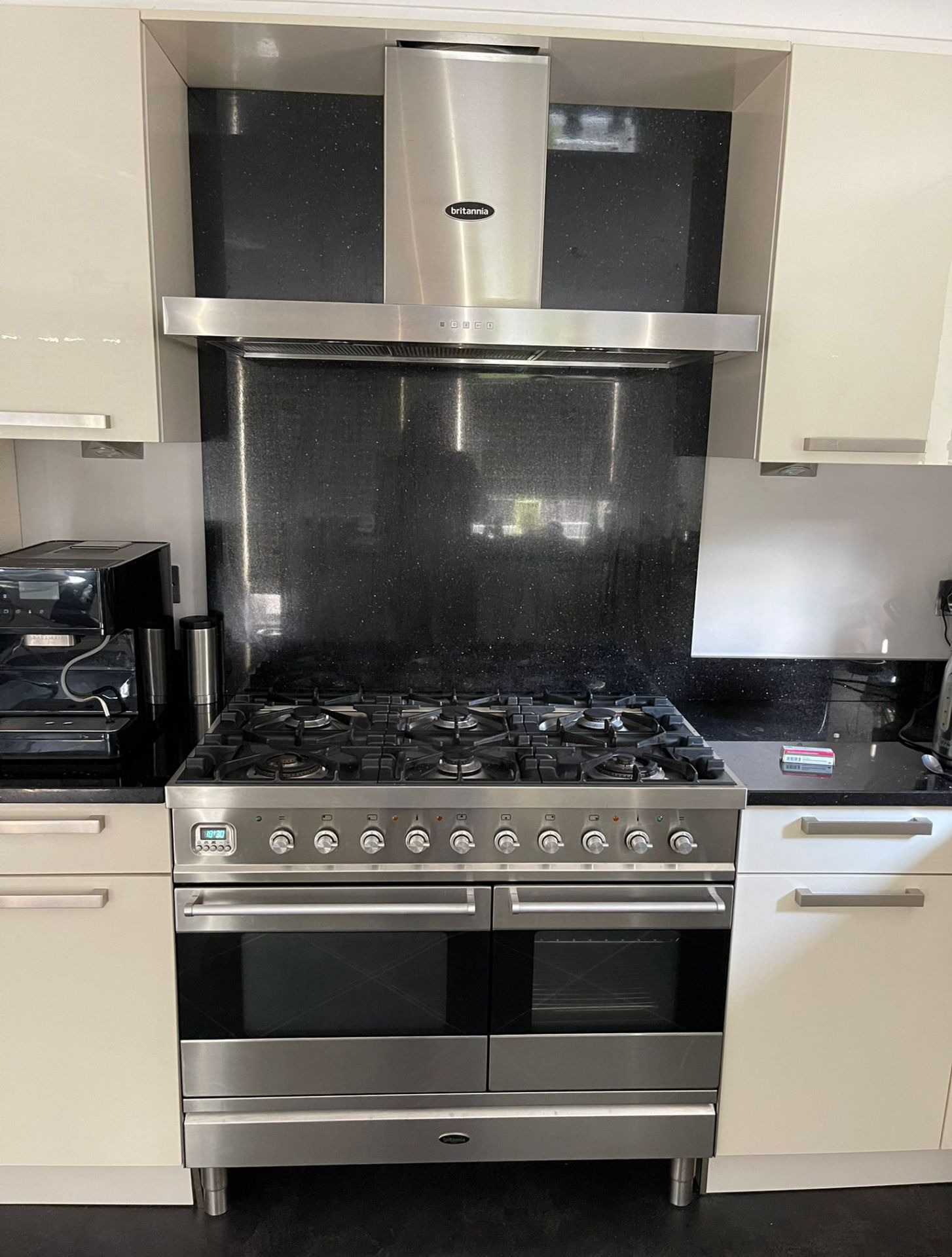 1 x Contemporary Fitted Kitchen With Granite Worktops - Includes Britannia 6-Burner Range And - Image 3 of 28