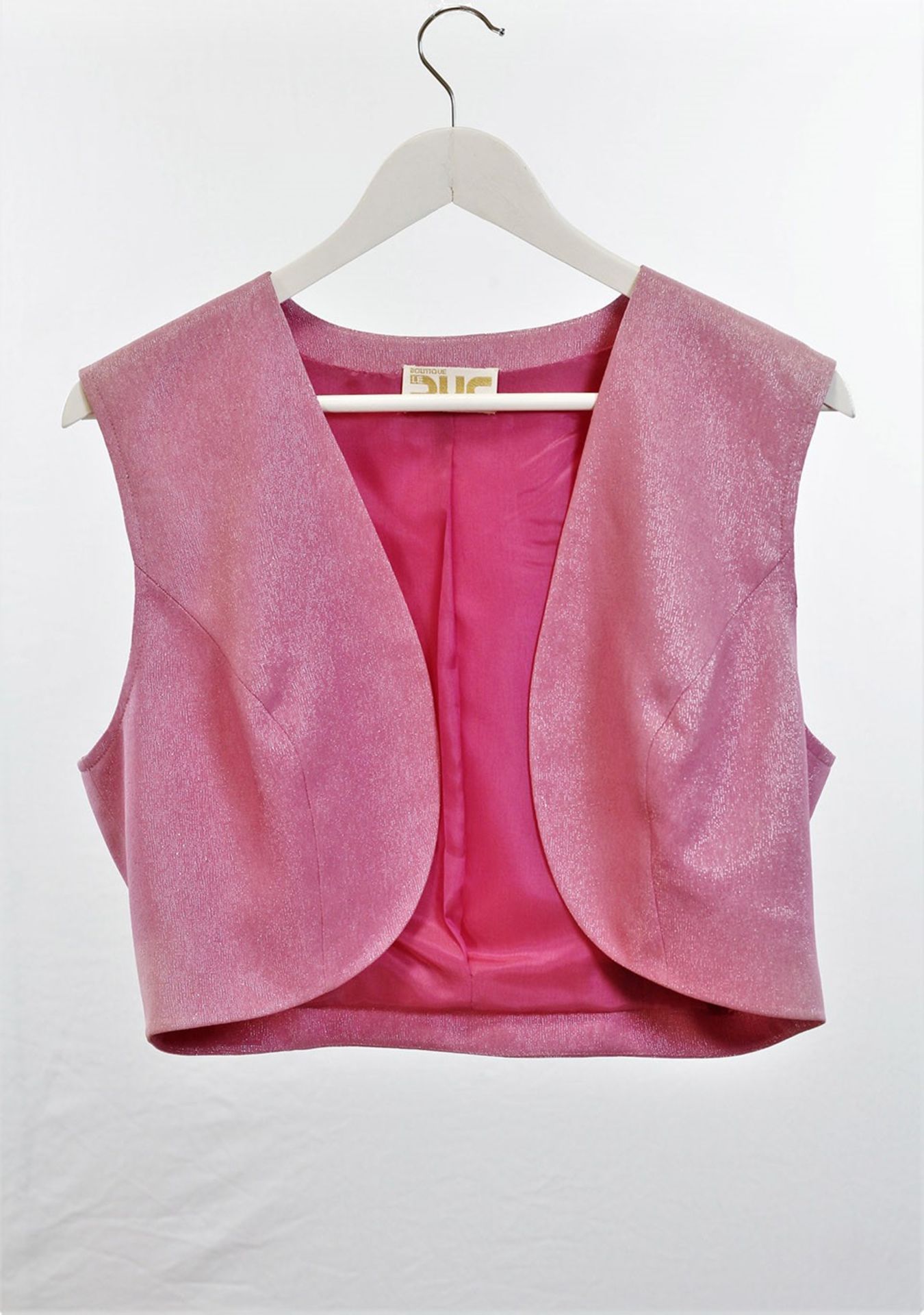 1 x Boutique Le Duc Pink Waistcoat - Size: L - Material: 49% Cotton, 40% Acetate, 11% Poly metal