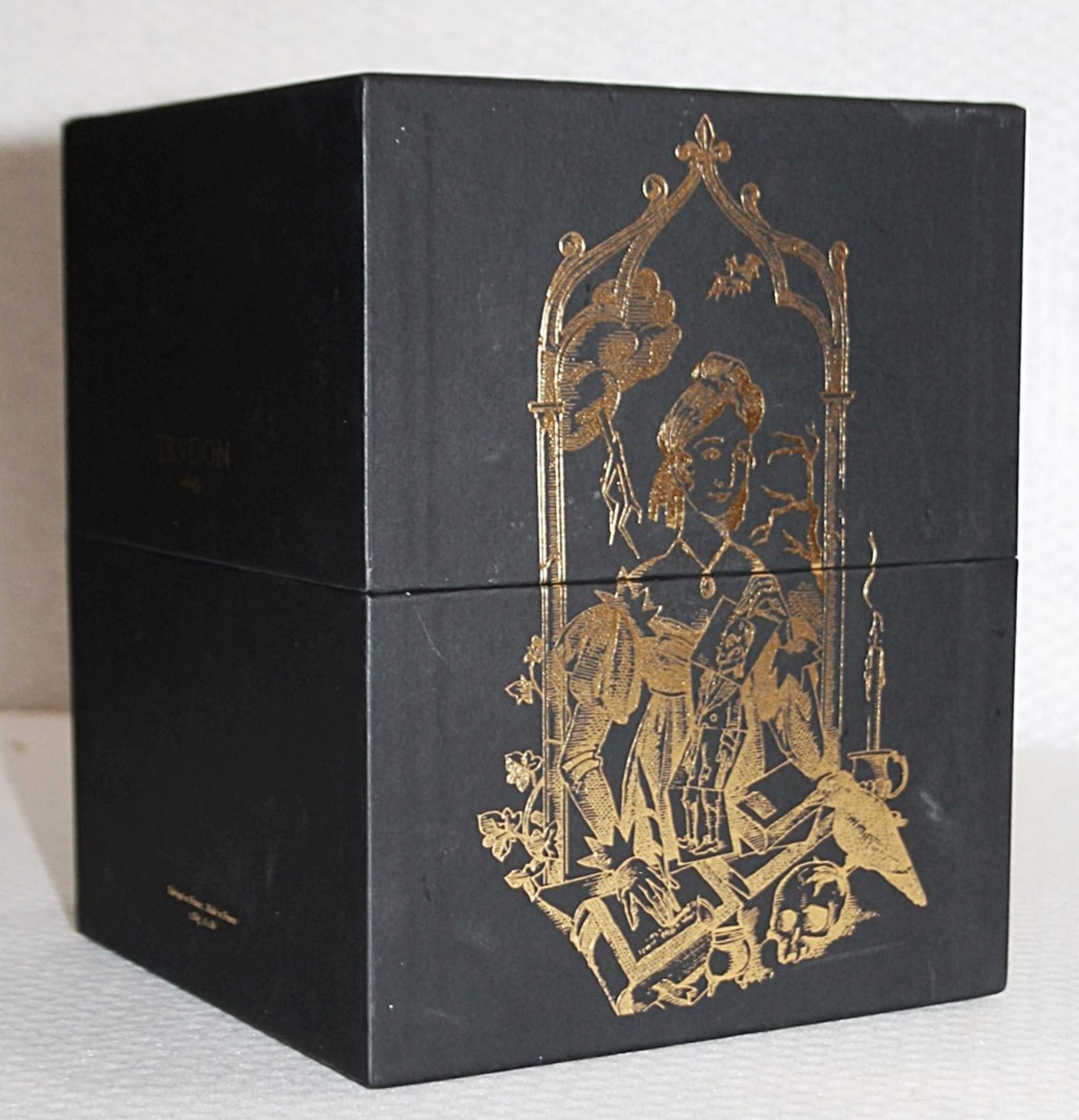 1 x CIRE TRUDON Limited Edition 'Mary' Great Candle (2.8kg) - Original Price £495.00 - Unused - Image 2 of 10