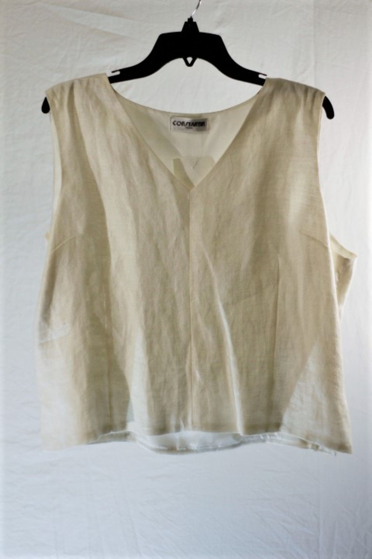 1 x Constantin Paris White Top - Size: 24 - Material: Acetate, Acrylic, Cotton, Fibre, Polyester, - Image 7 of 8