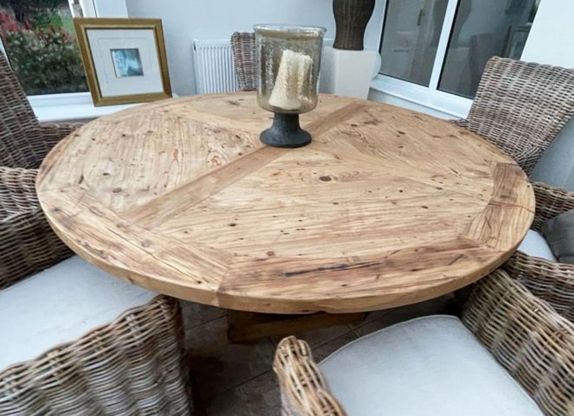 1 x Large Round Solid Wood Dining Table With 6 Chairs - From an Exclusive Property - No VAT On The H - Image 4 of 5