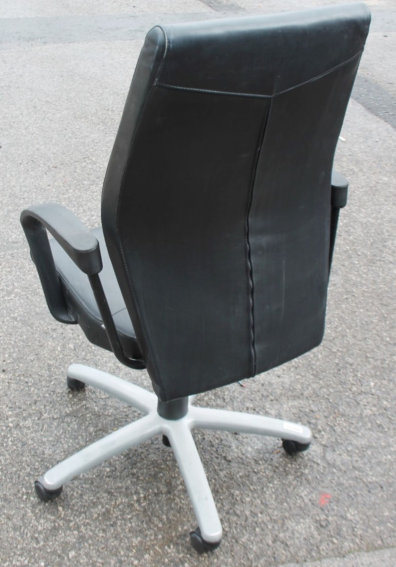 1 x VERCO Branded Gas Lift Swivel Chair Upholstered In A Black Faux Leather - Removed From An - Image 5 of 5