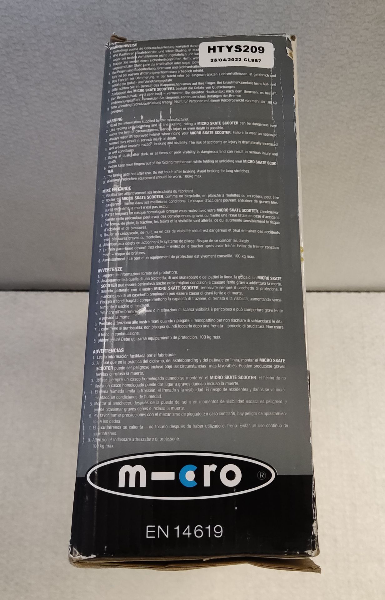 1 x Micro Black Adult Scooter - Model SA0034 - New/Boxed - Image 8 of 8
