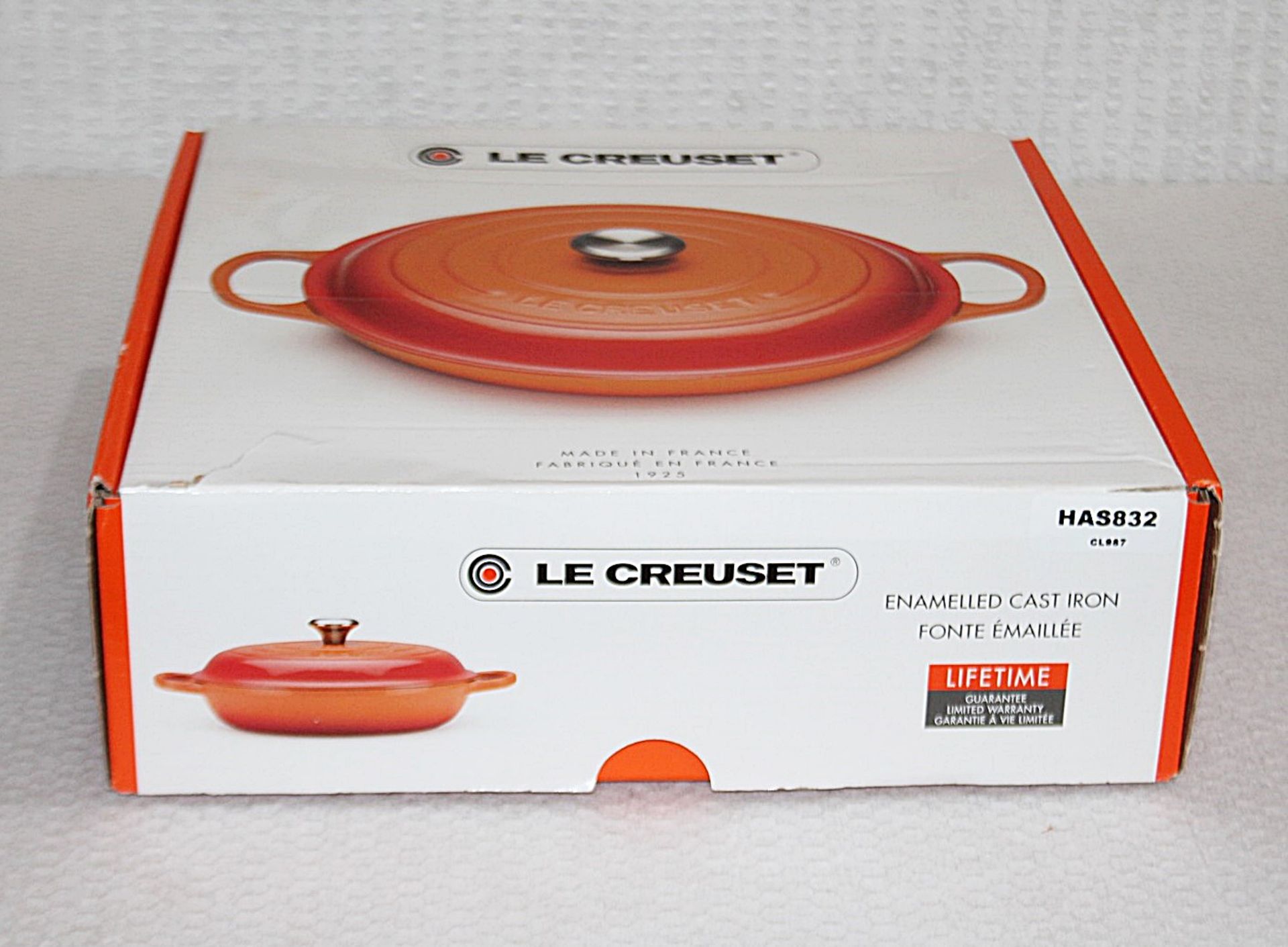 1 x LE CREUSET 'Signature' Enamelled Cast Iron 30cm Shallow Casserole Dish With Lid - RRP £270.00 - Image 3 of 10