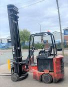 1 x Translift Bendi Forklift Truck - Manufacturer Year: 2000 - Starts, Drivers and Lifts -