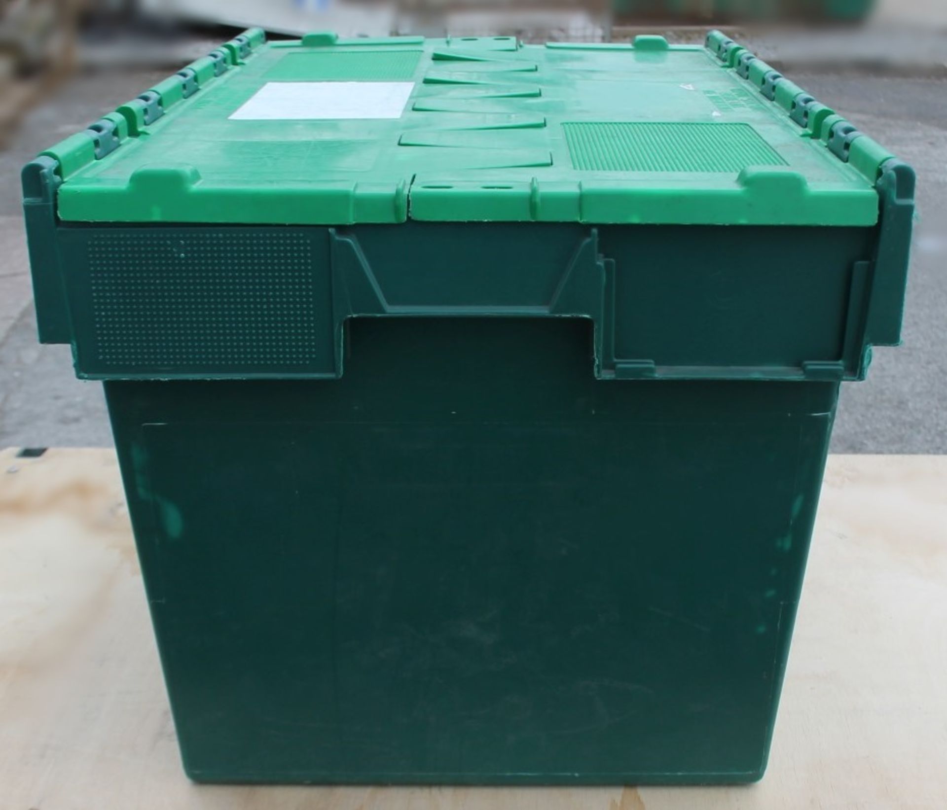 20 x Robust Green Plastic Secure Storage Tote Boxes with Attached Hinged Lids And Deep Storage - - Image 5 of 6