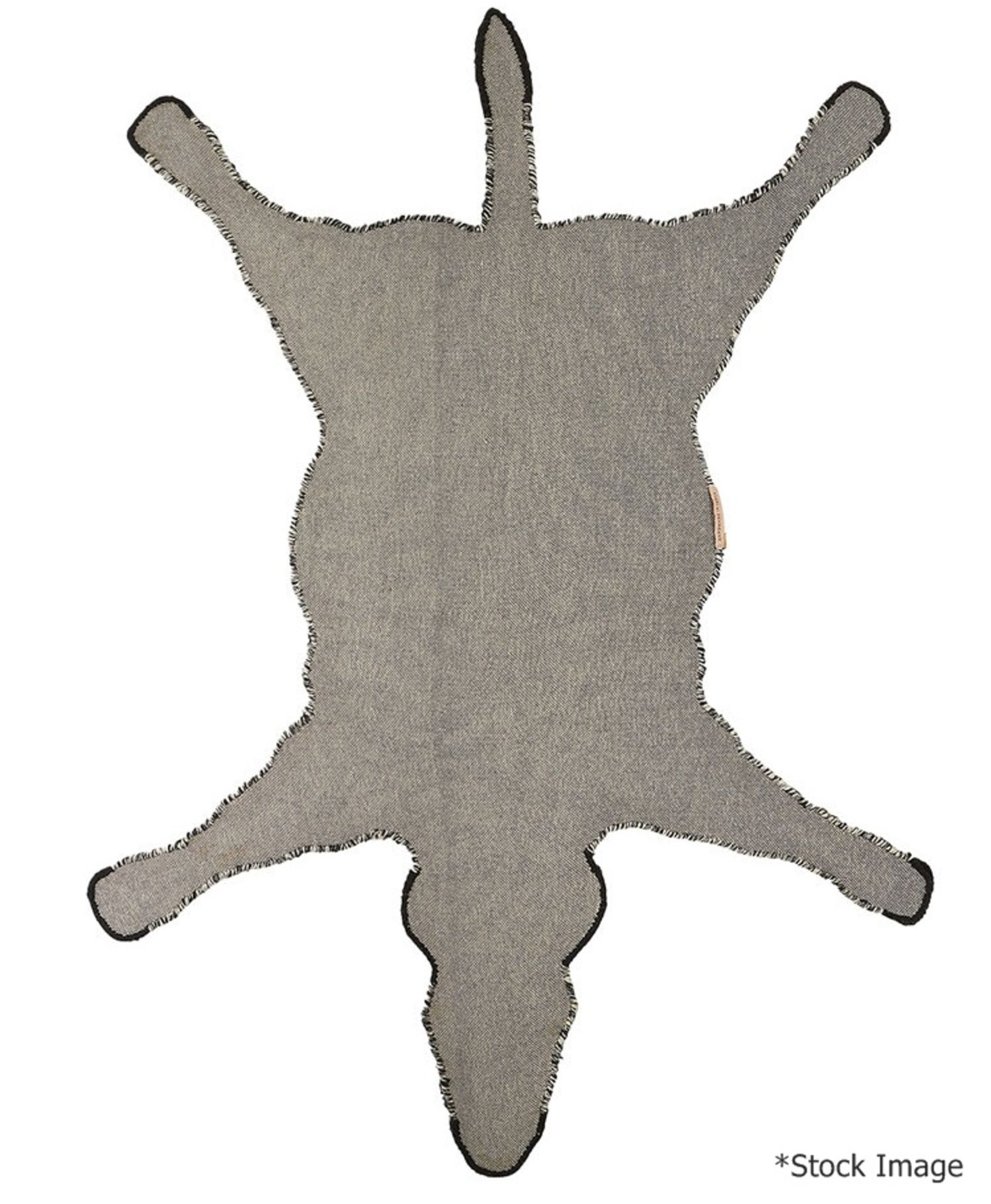 1 x DOING GOODS Luxury 100% Wool 'Chubby Zebra' Rug - Handmade - Original Price: £164.00 - Image 4 of 13