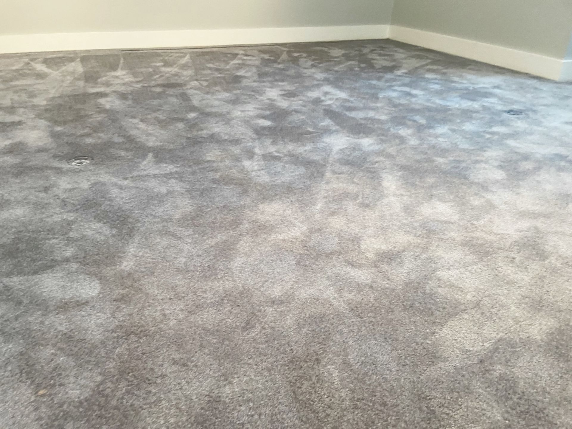 1 x Premium Bedroom Carpet In Grey (4.6 x 3.2m) - Ref: FRNT-BD/2ndFLR - CL742 - Image 3 of 6