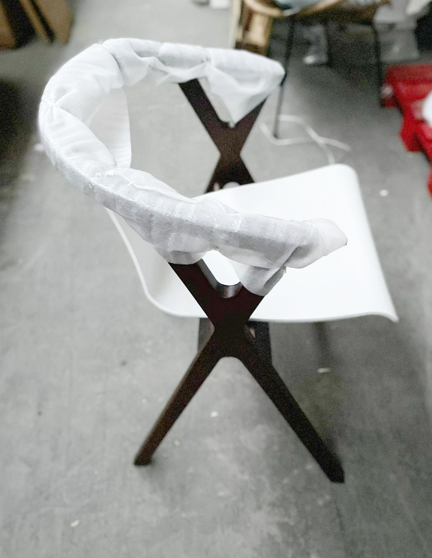 1 x Jasper Walnut White Chair - Dimensions: 78(h) x 60(d) x 56(w) cm - Brand New Boxed Stock - CL508 - Image 4 of 4