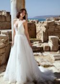 1 x Dando London 'Valencia' Designer A-Line Wedding Dress Gown With Train - Size UK 14 - RRP £2,083