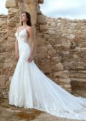 1 x Dando London 'Argentina' Designer Full Lace Mermaid Wedding Dress - Size UK 14 - RRP £2,177