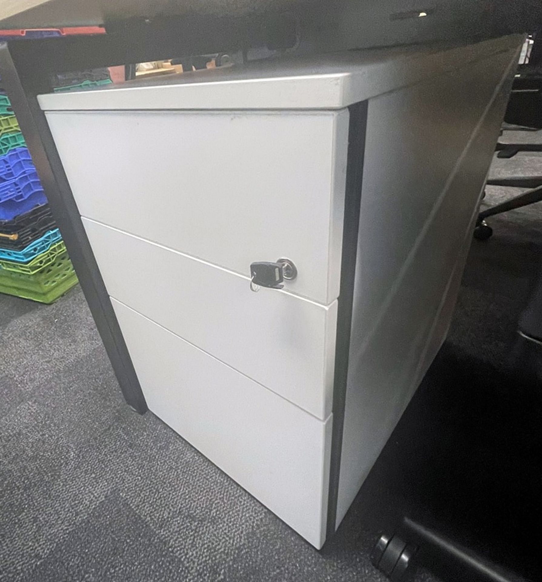 8 x Lockerble Under-Desk 3-Drawer Pedestals - To Be Removed From An Executive Office Environment - Image 6 of 6