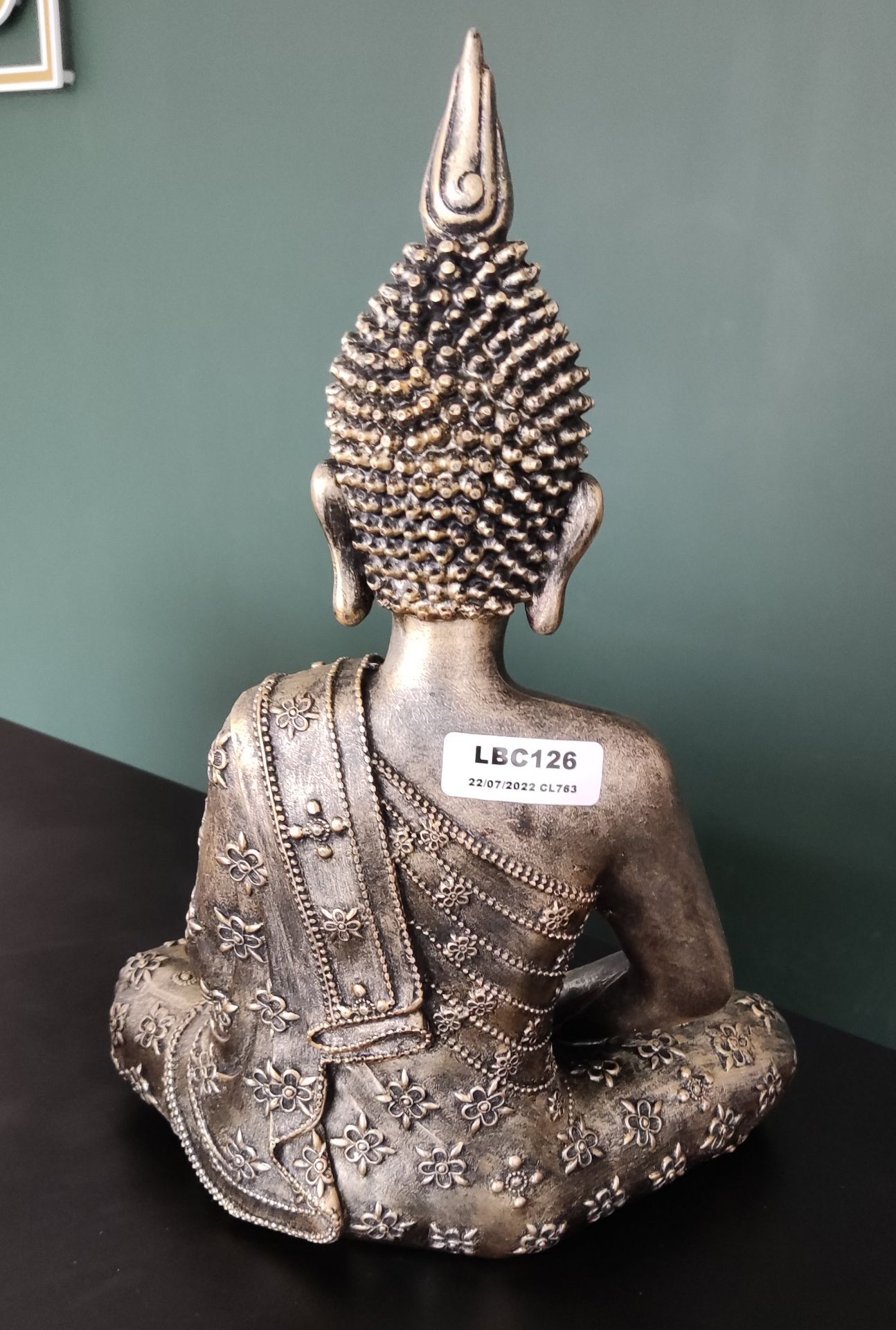 1 x Buddha Statue - LBC126 - CL763- Location: Sale M33Dimensions: 40cm (h)This item - Image 3 of 3