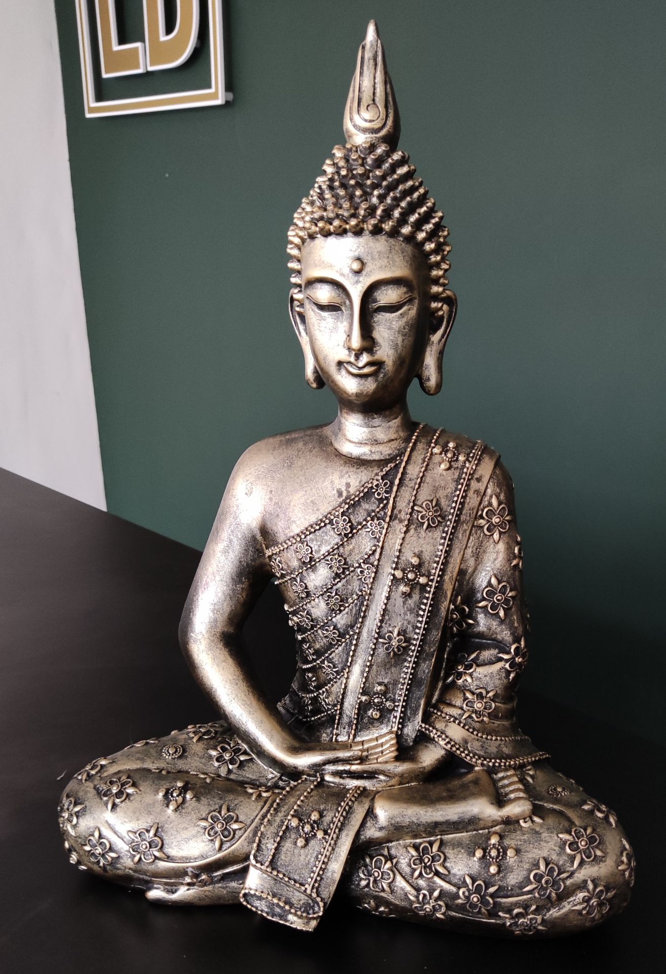 1 x Buddha Statue - LBC126 - CL763- Location: Sale M33Dimensions: 40cm (h)This item