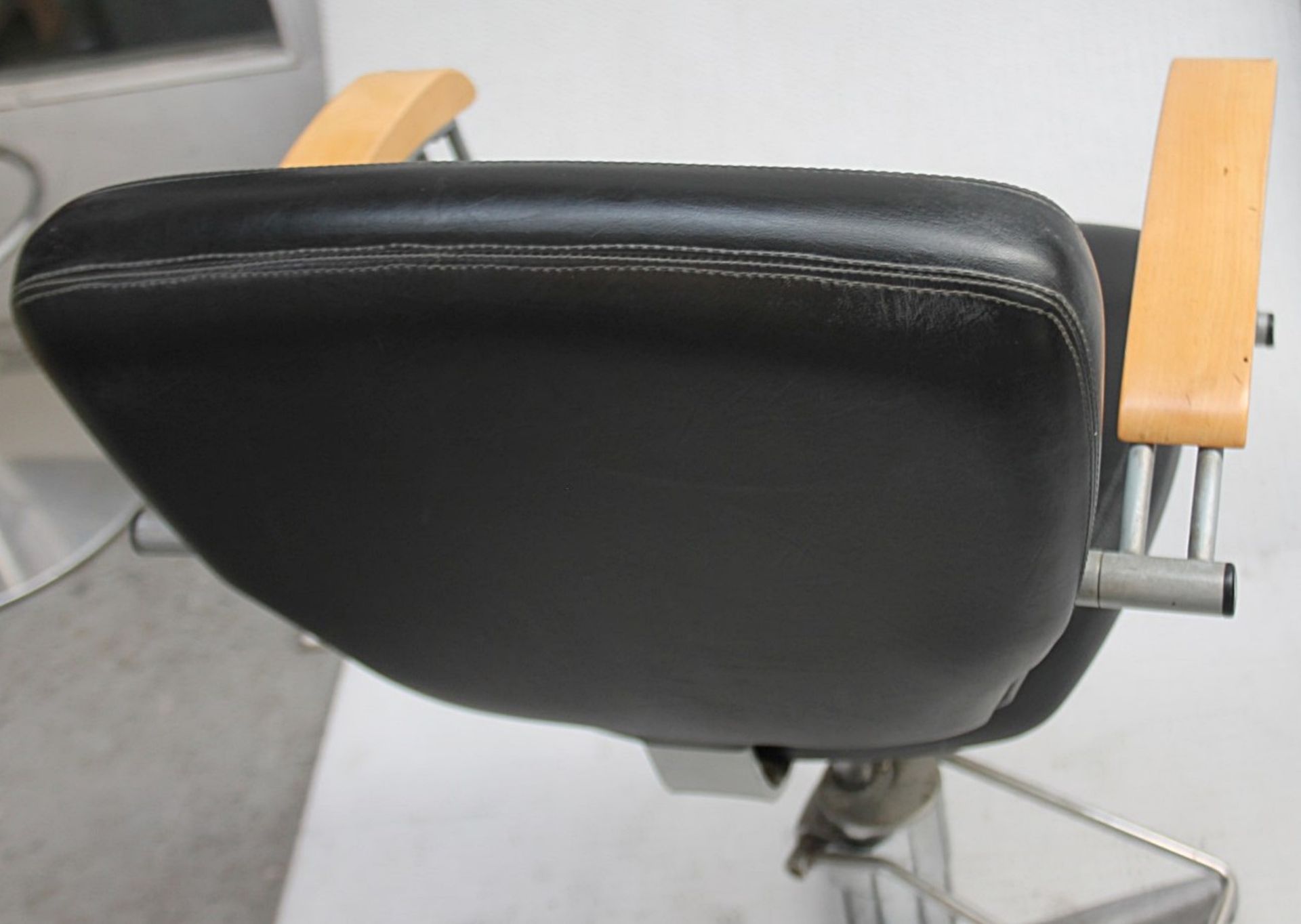 1 x Adjustable Black Hydraulic Barber Hairdressing Chair - Recently Removed From A Boutique Hair - Image 8 of 11