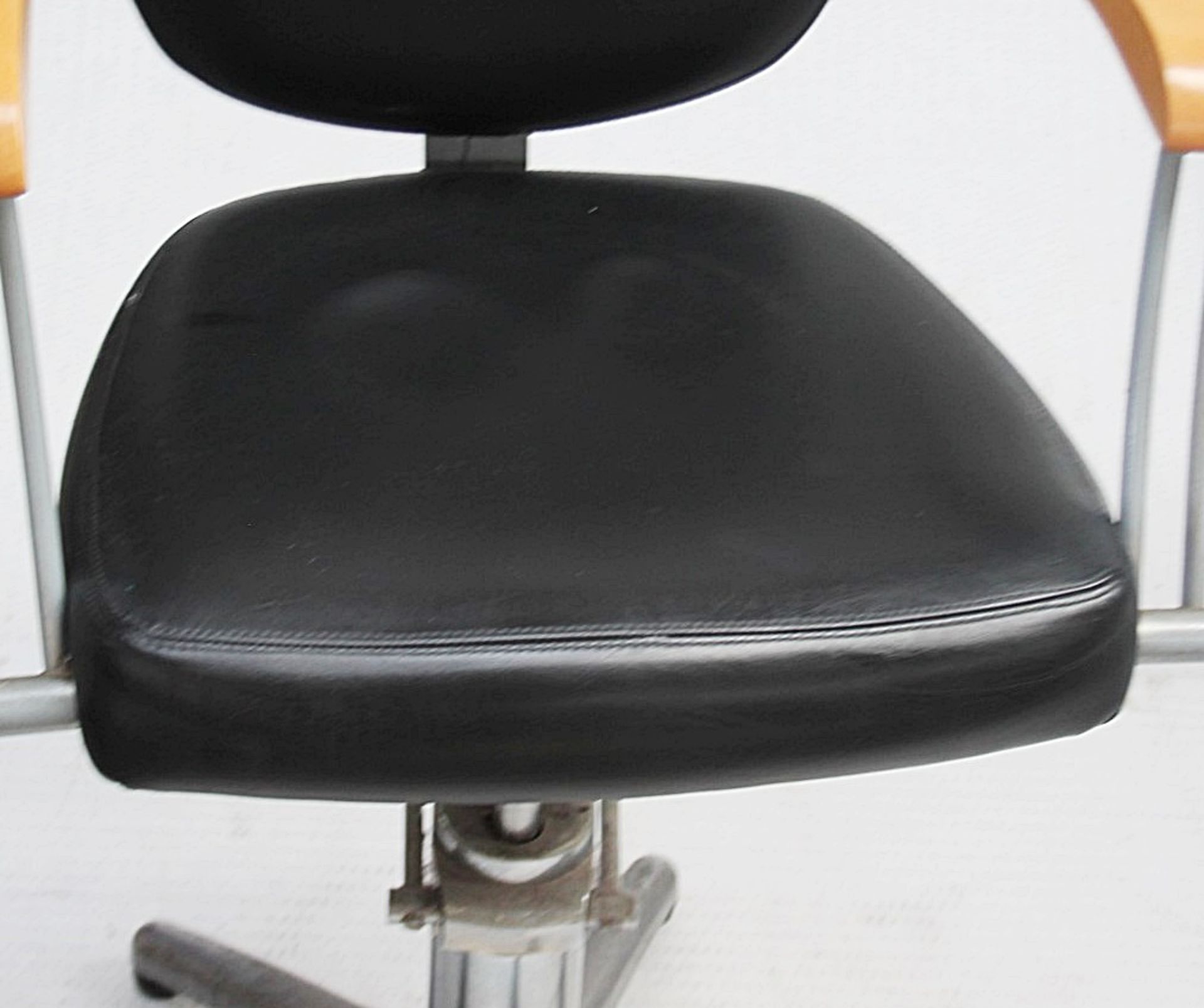 1 x Adjustable Black Hydraulic Barber Hairdressing Chair - Recently Removed From A Boutique Hair - Image 2 of 10